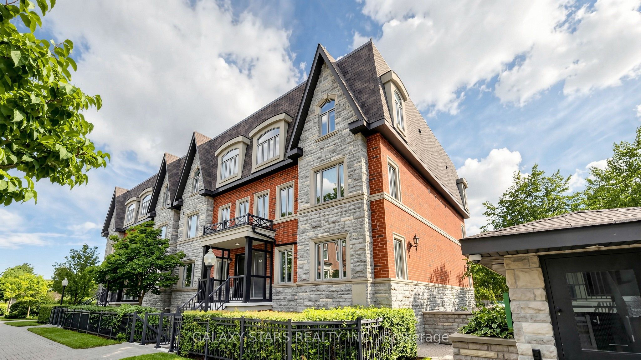 326 John Street 136, Markham, ON L3T 0B1 photo 3
