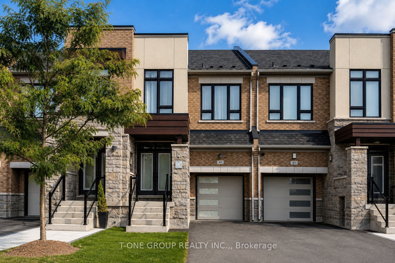 49 Ducharme Drive, Richmond Hill, ON L4S 0J3