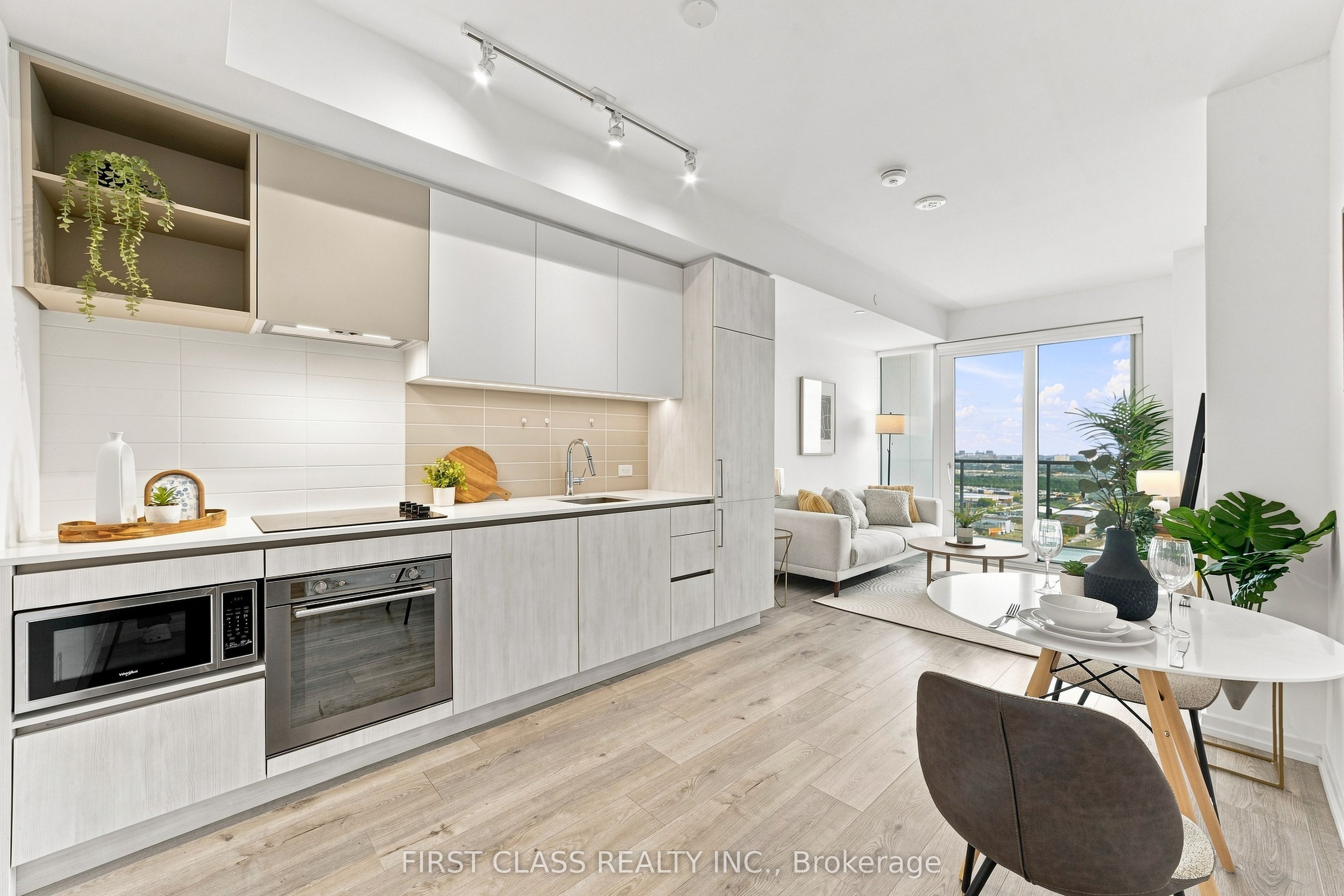 7890 Jane Street 3101, Vaughan, ON L4K 0K9