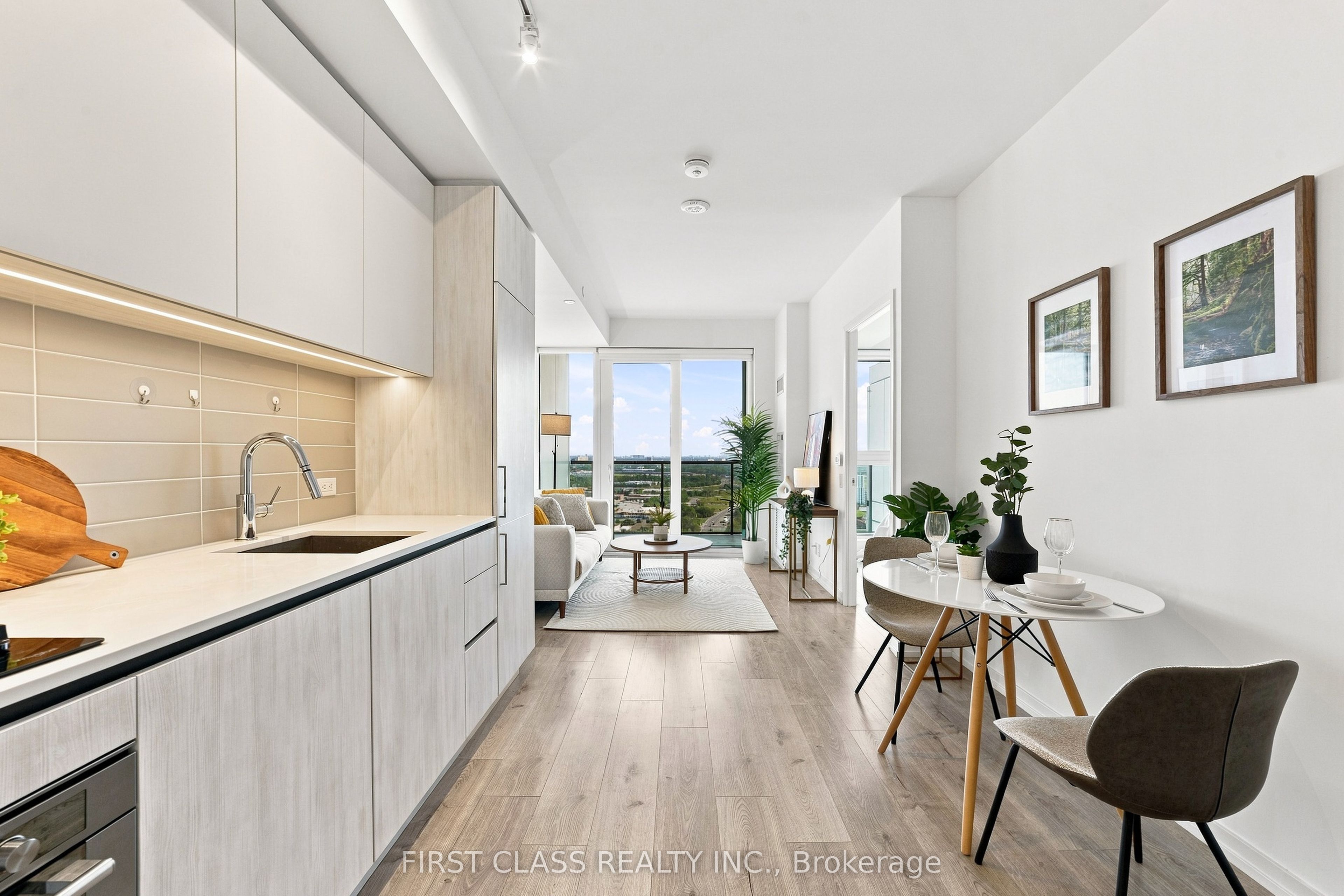 7890 Jane Street 3101, Vaughan, ON L4K 0K9 photo 2