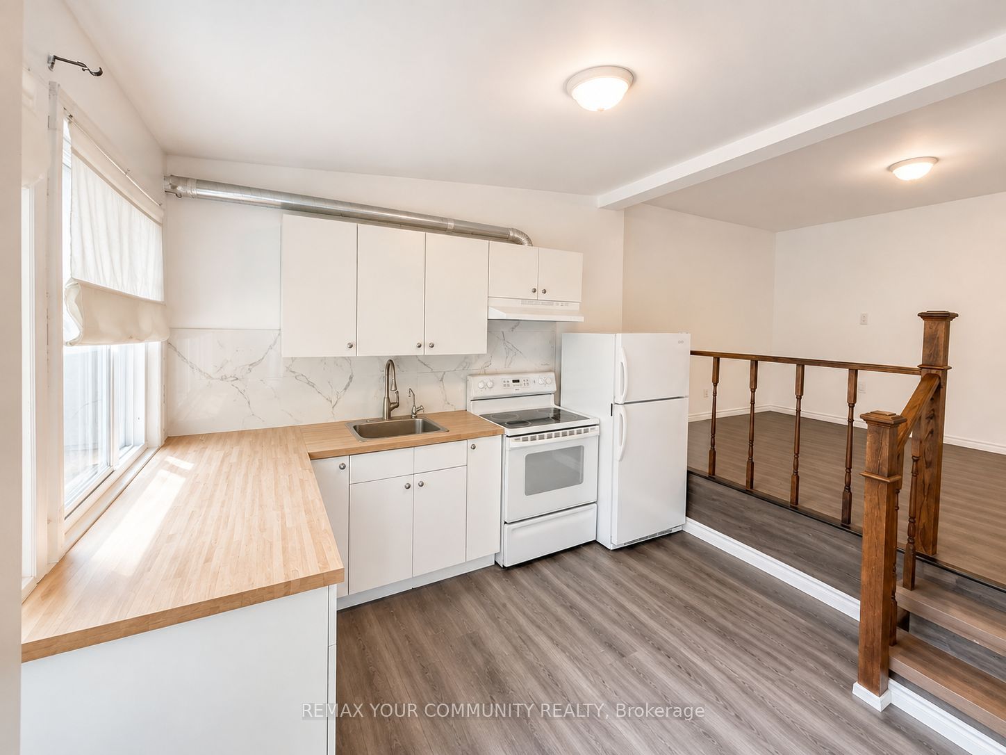 3745 Lloydtown-Aurora Road Unit 2, King, ON L0G 1J0 photo 2