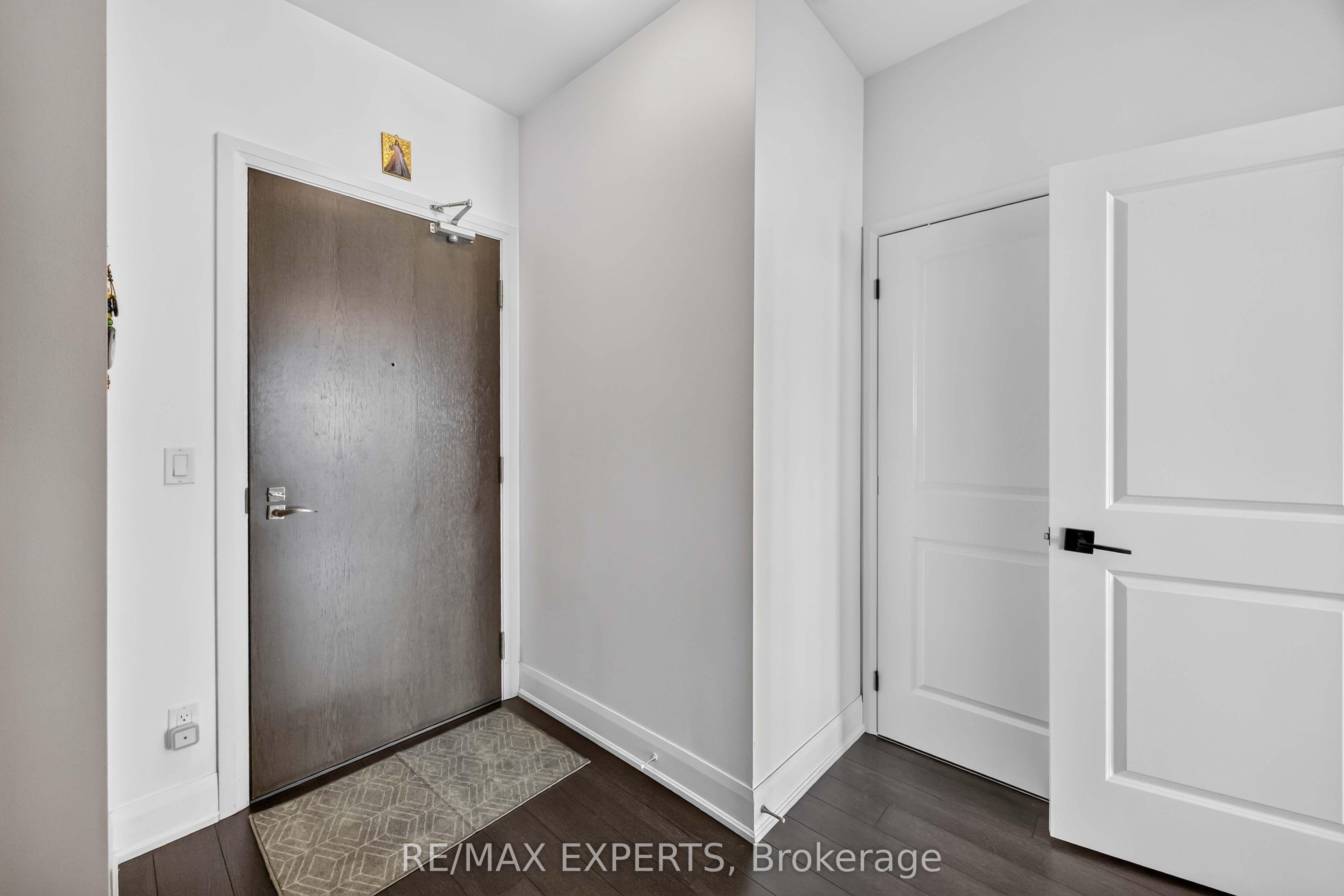 2900 Highway 7 Road 902, Vaughan, ON L4K 0G3 photo 5