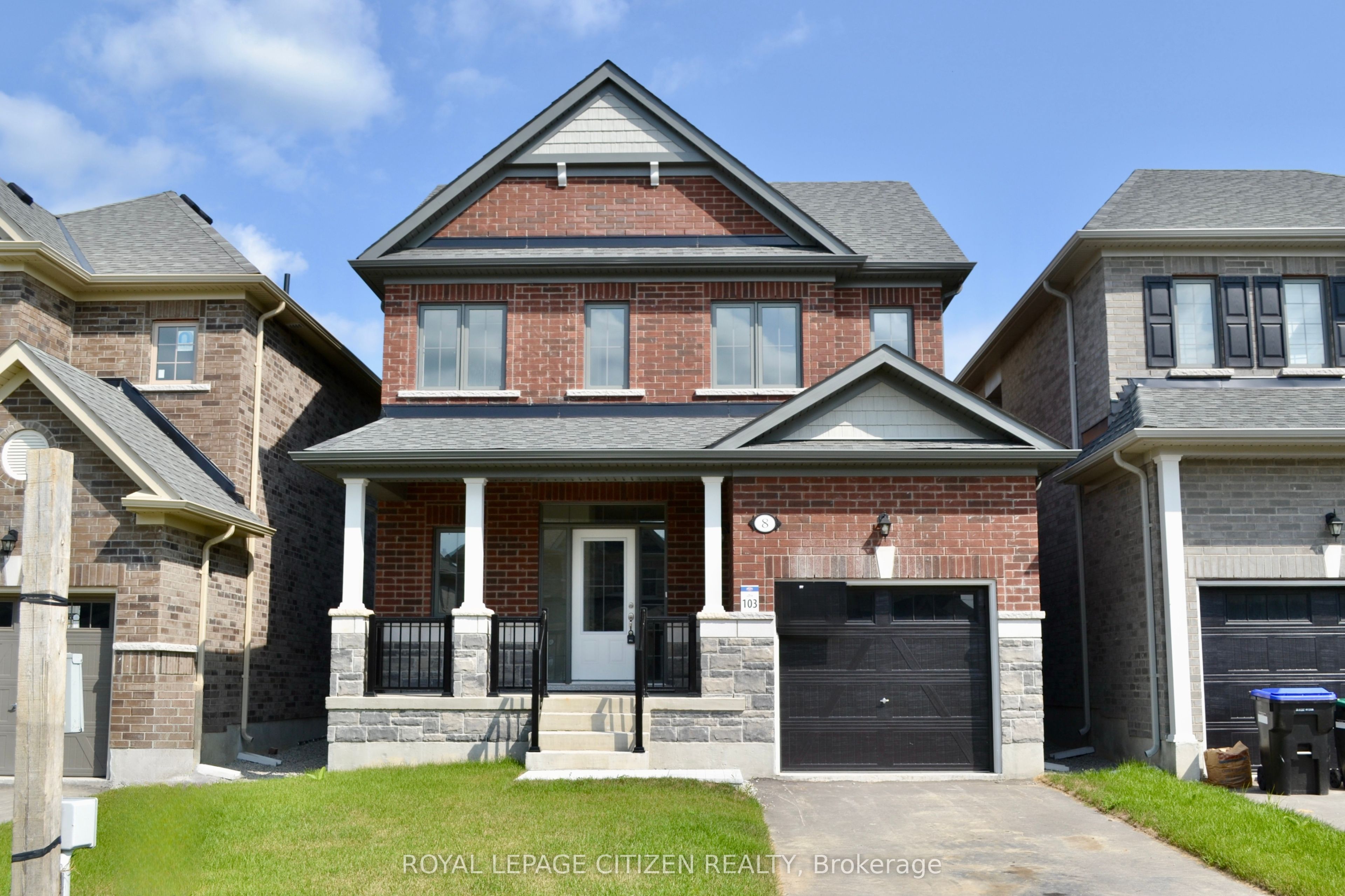 8 Fenn Crescent, New Tecumseth, ON L9R 0X1