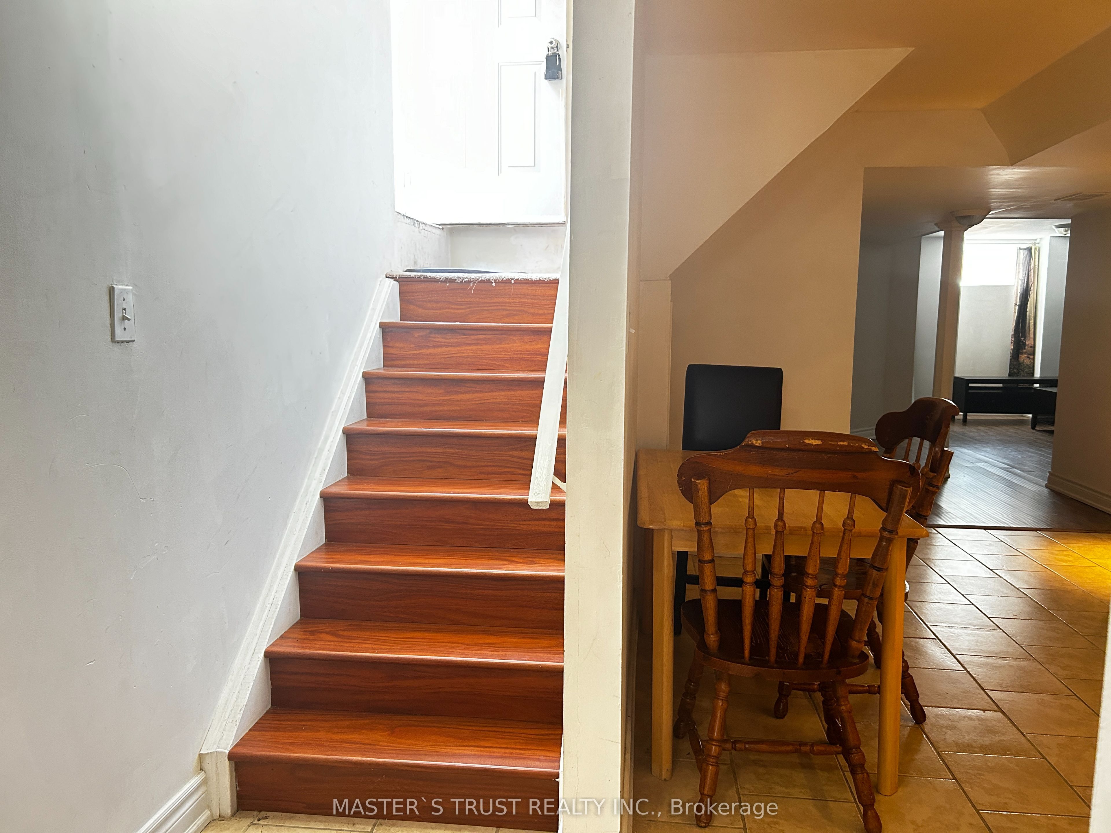 37 Levellands Crescent, Richmond Hill, ON L4B 0A5 photo 4