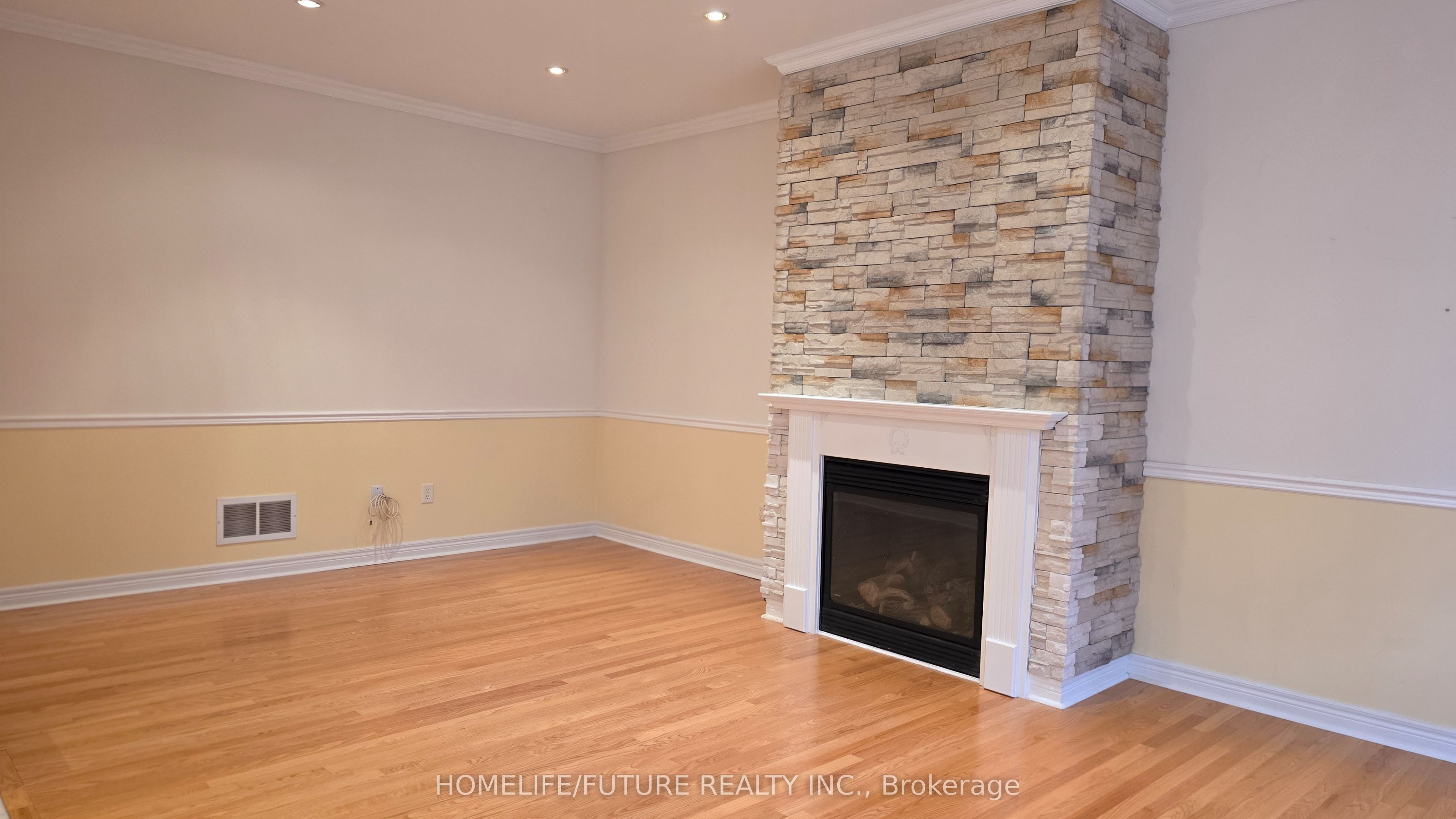 51 Waite Crescent, Whitchurch-Stouffville, ON L4A 0B8 photo 4