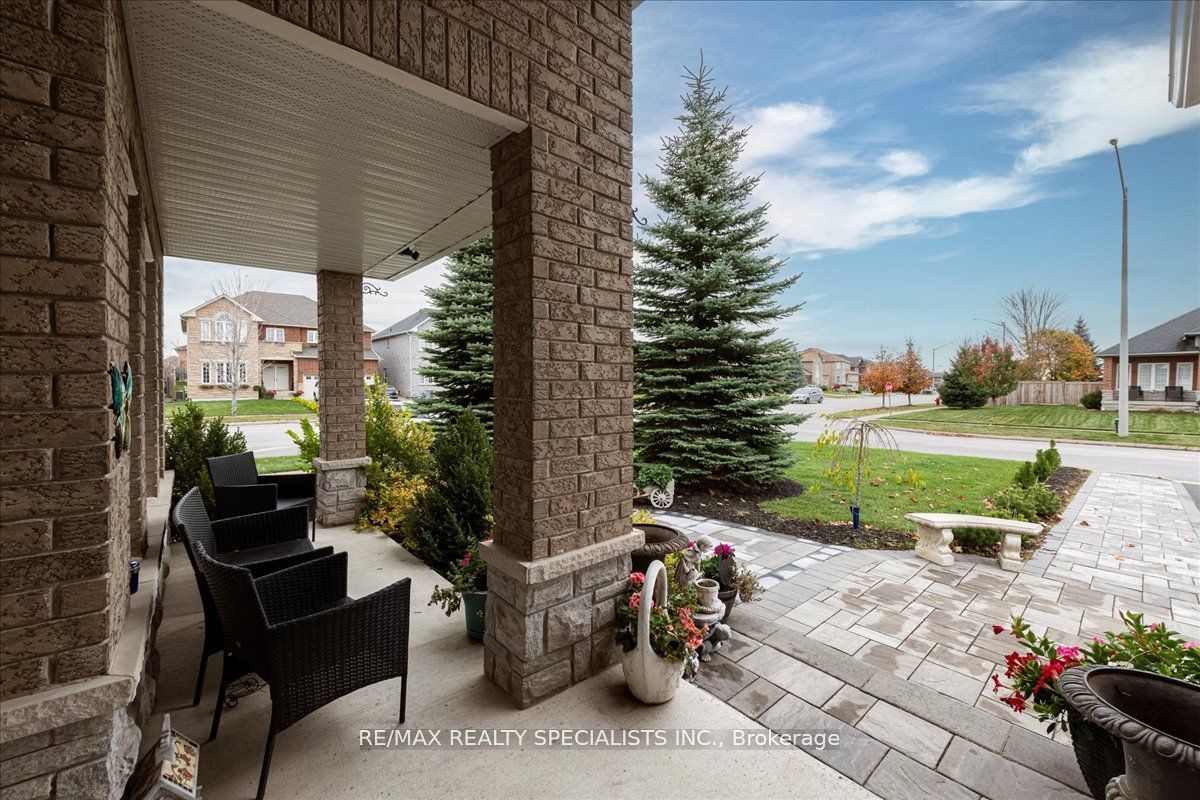 1165 Mitchell Court, Innisfil, ON L9S 5A5 photo 4