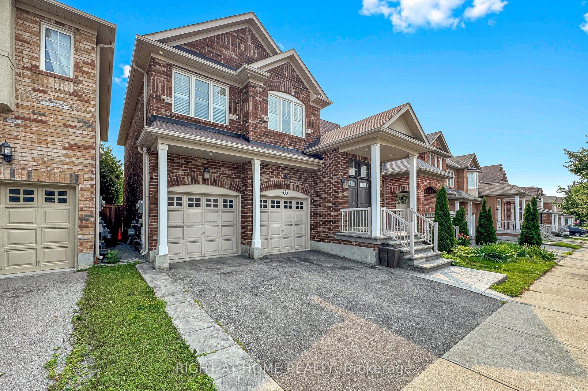 7 Penndutch Circle, Whitchurch-Stouffville, ON L4A 0P3 photo 2