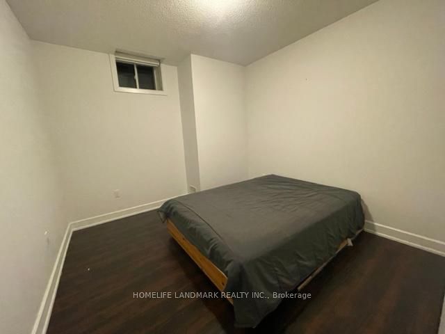 8 Kent Matthew Street Basement Apt, Richmond Hill, ON L4E 1C9 photo 4