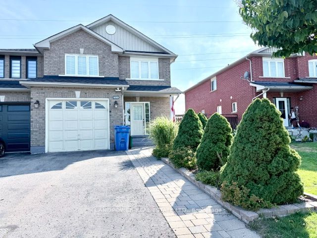 400 Rannie Road, Newmarket, ON L3X 2N3