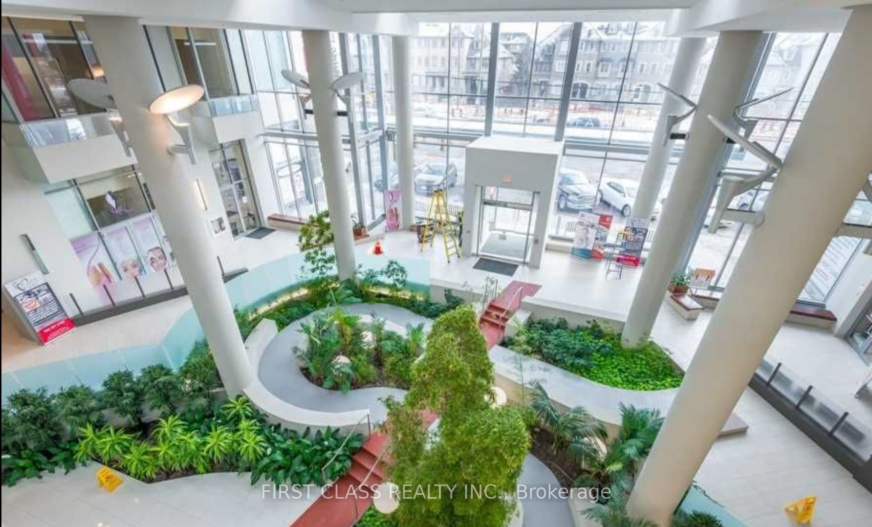 9090 Yonge Street 1509, Richmond Hill, ON L4C 6Z9 photo 2