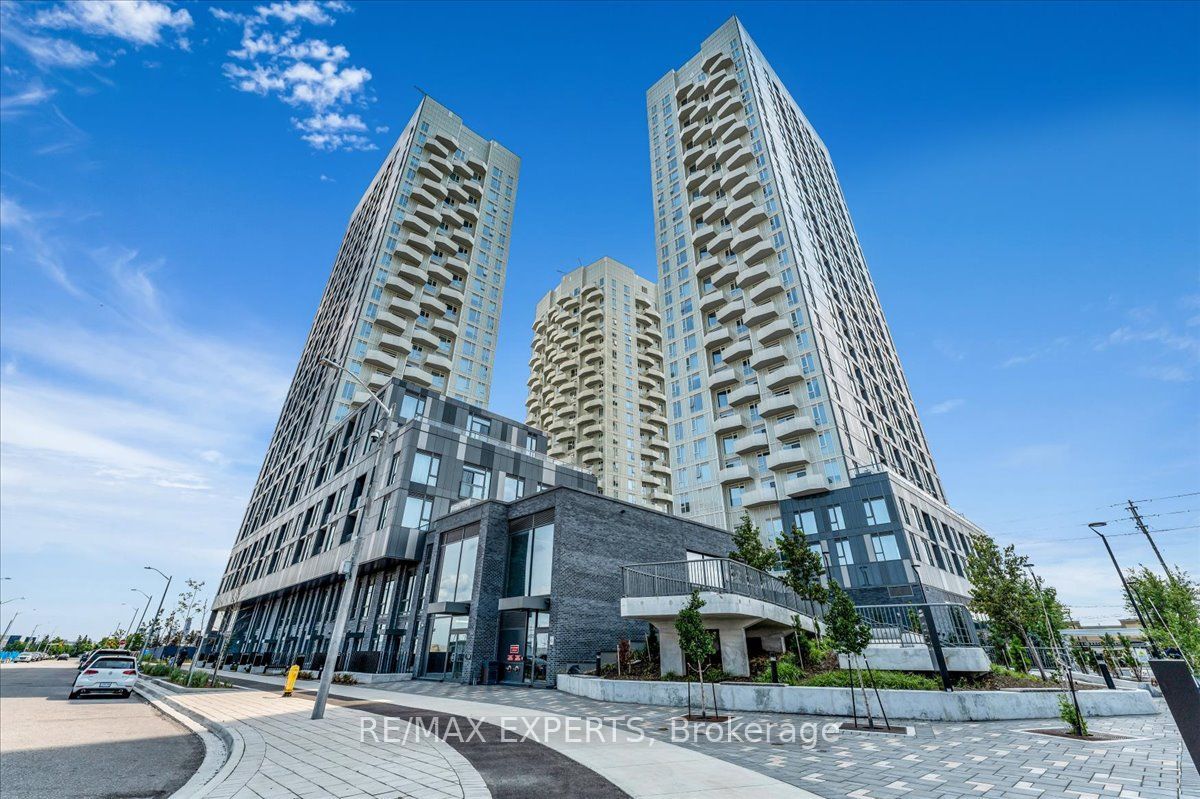498 Caldari Road 828, Vaughan, ON L4K 0R6