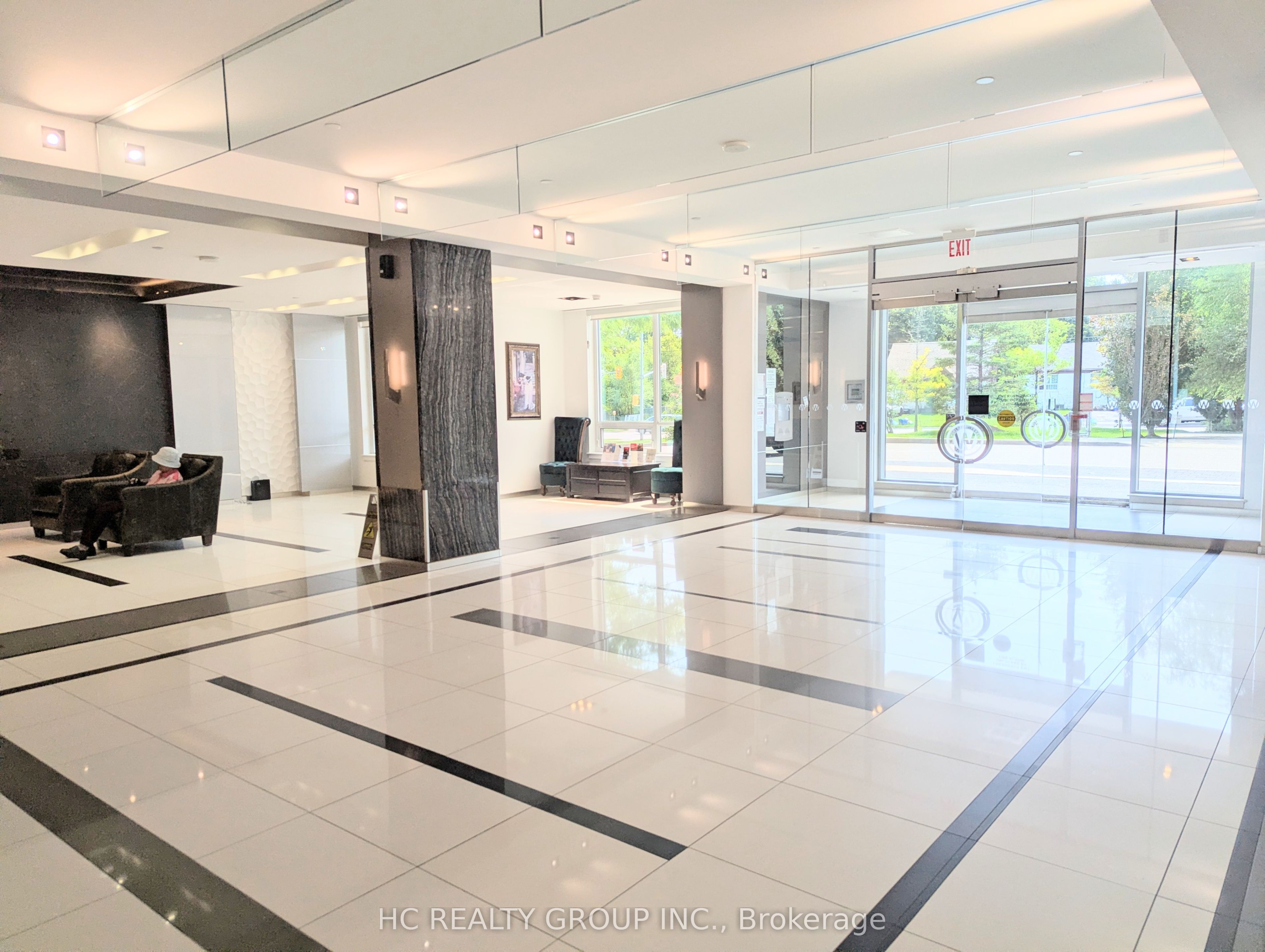 7165 Yonge Street, Markham, ON L3T 0C9