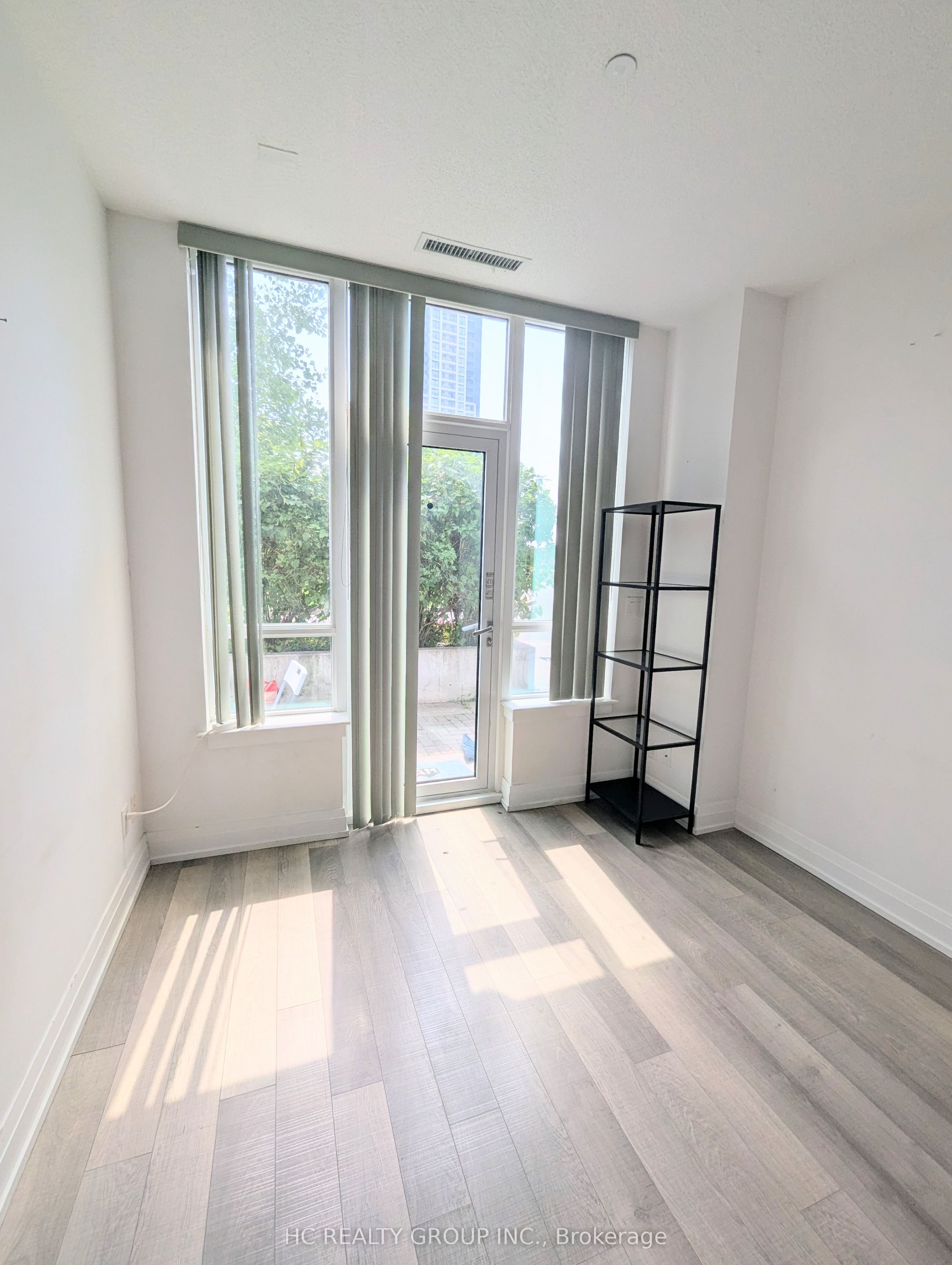 7165 Yonge Street, Markham, ON L3T 0C9 photo 3
