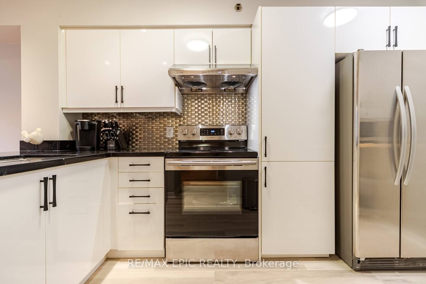 75 Weldrick Road E 732, Richmond Hill, ON L4C 0H9 photo 4