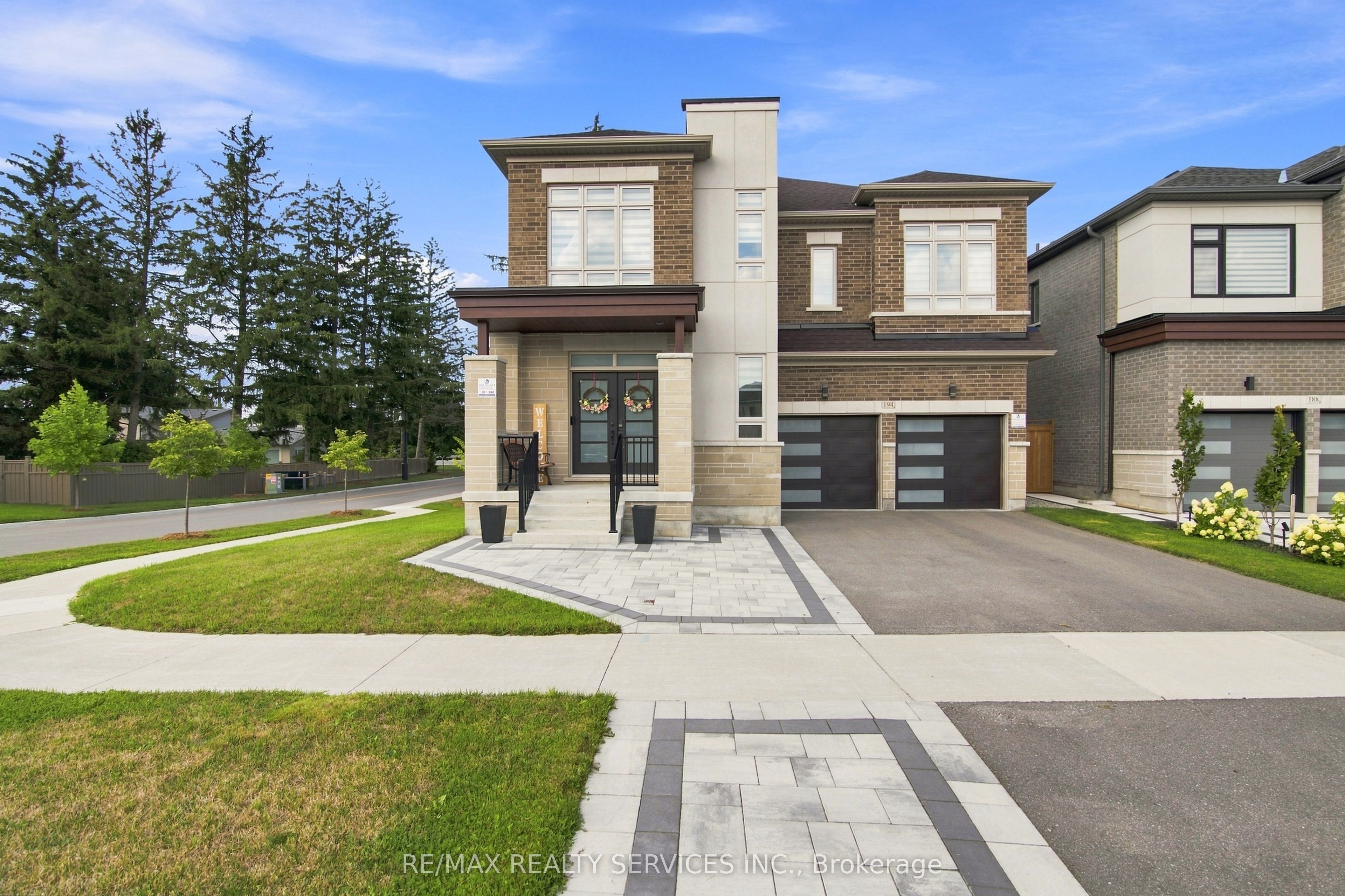 194 Coldwell Bay Circle, Vaughan, ON L4H 5E9 photo 2