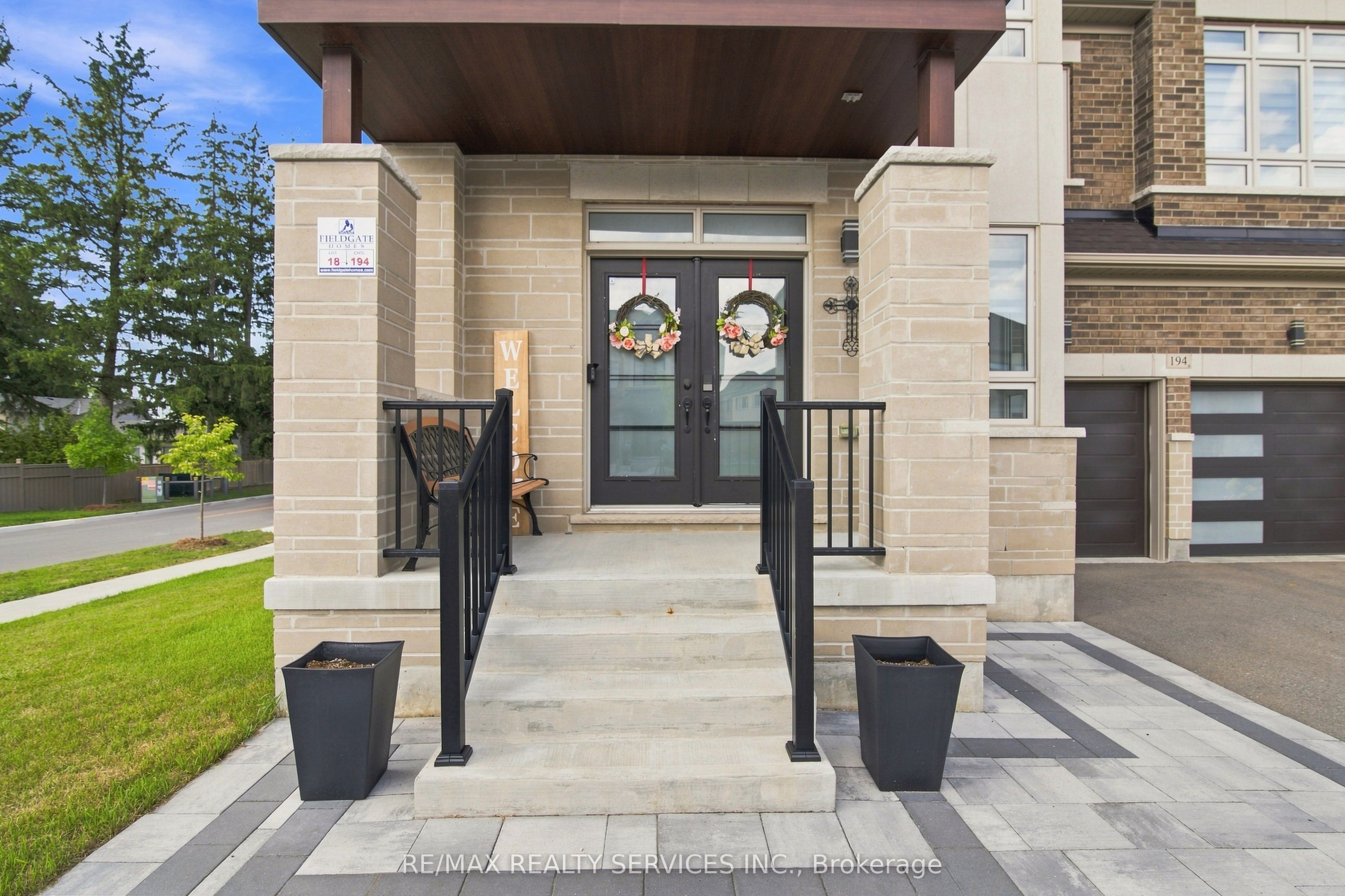 194 Coldwell Bay Circle, Vaughan, ON L4H 5E9 photo 5