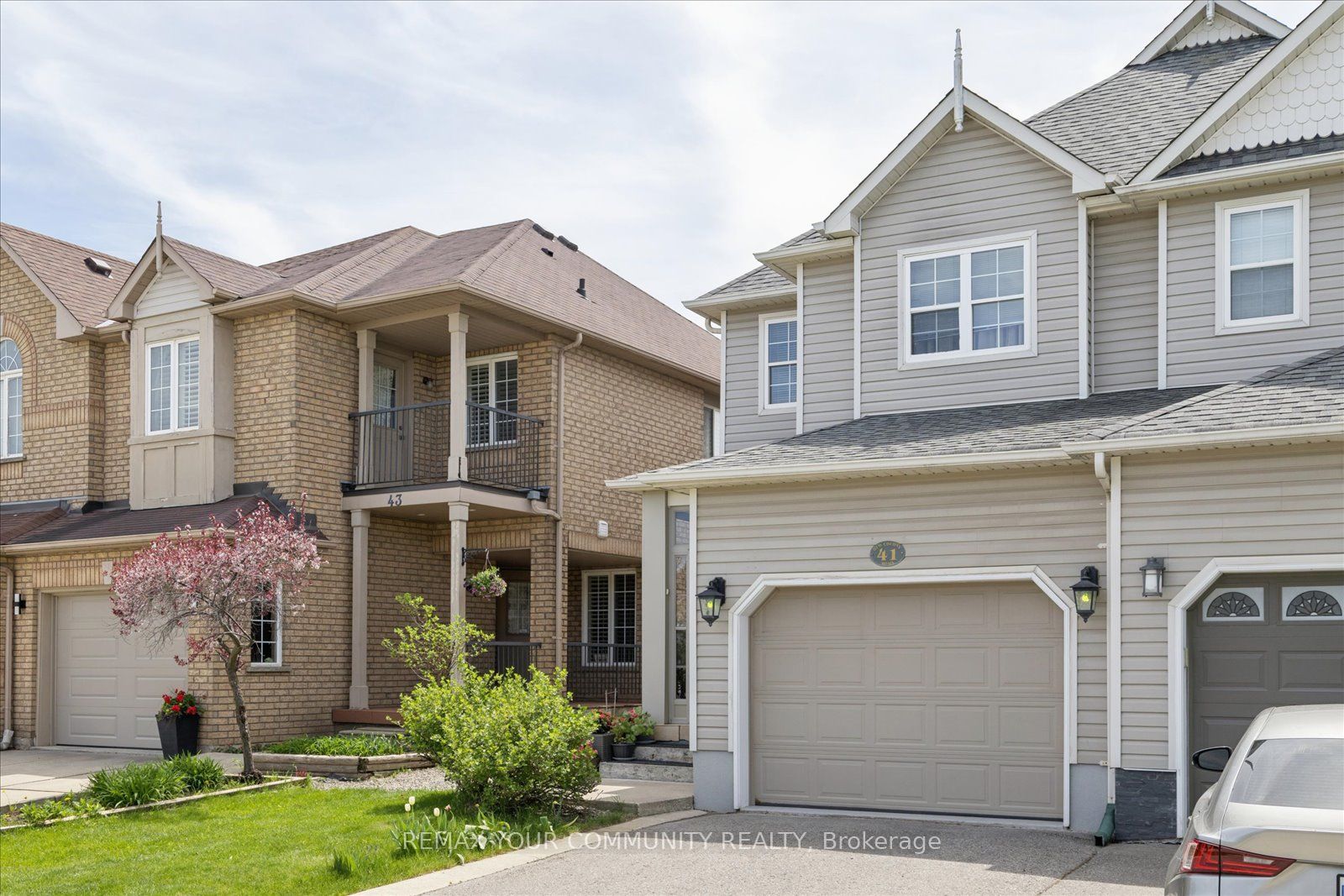 41 Old Colony Road, Richmond Hill, ON L4E 3V2 photo 3