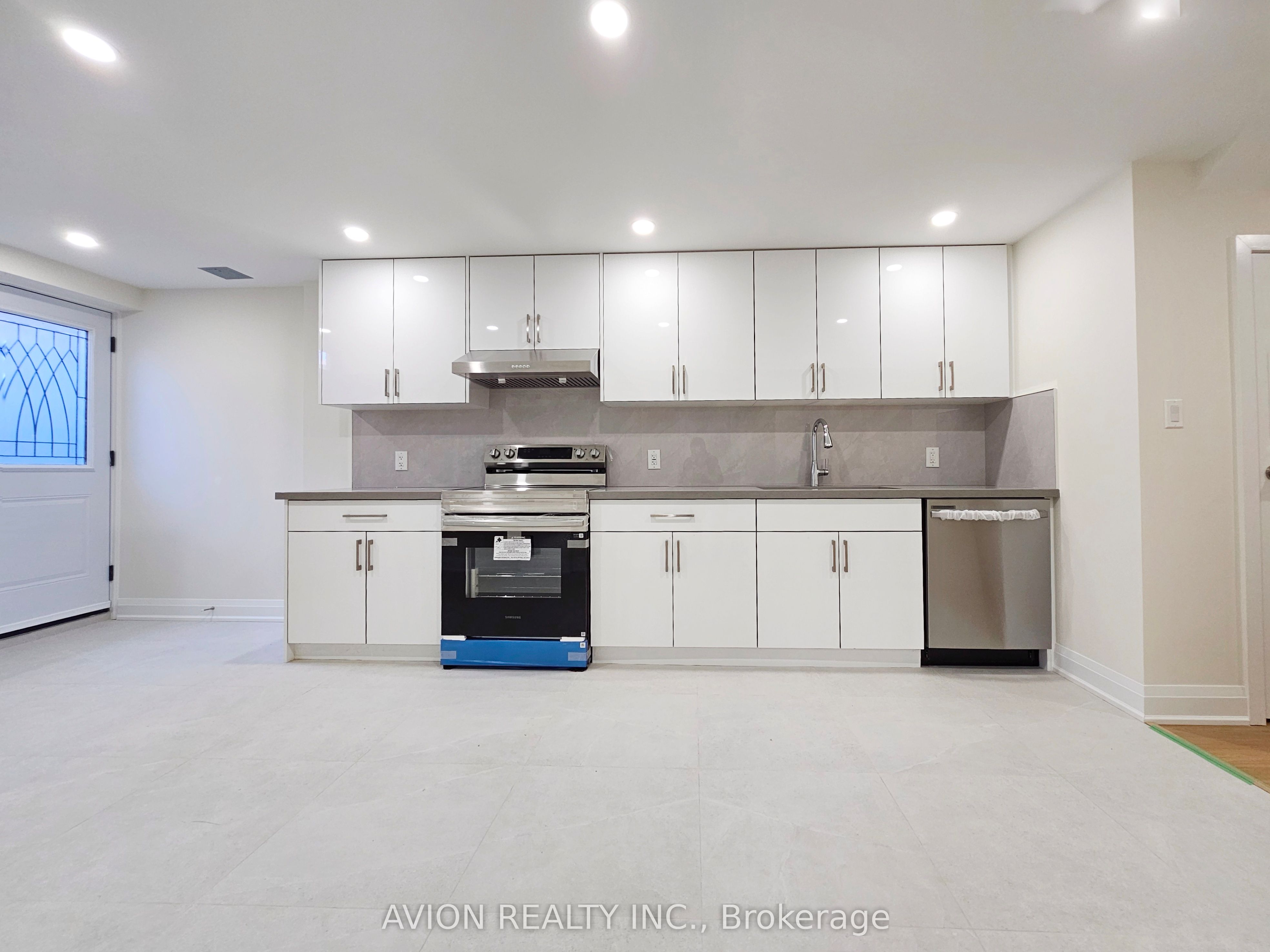 6 Plantain Lane BSMT, Richmond Hill, ON L4E 1B9 photo 4