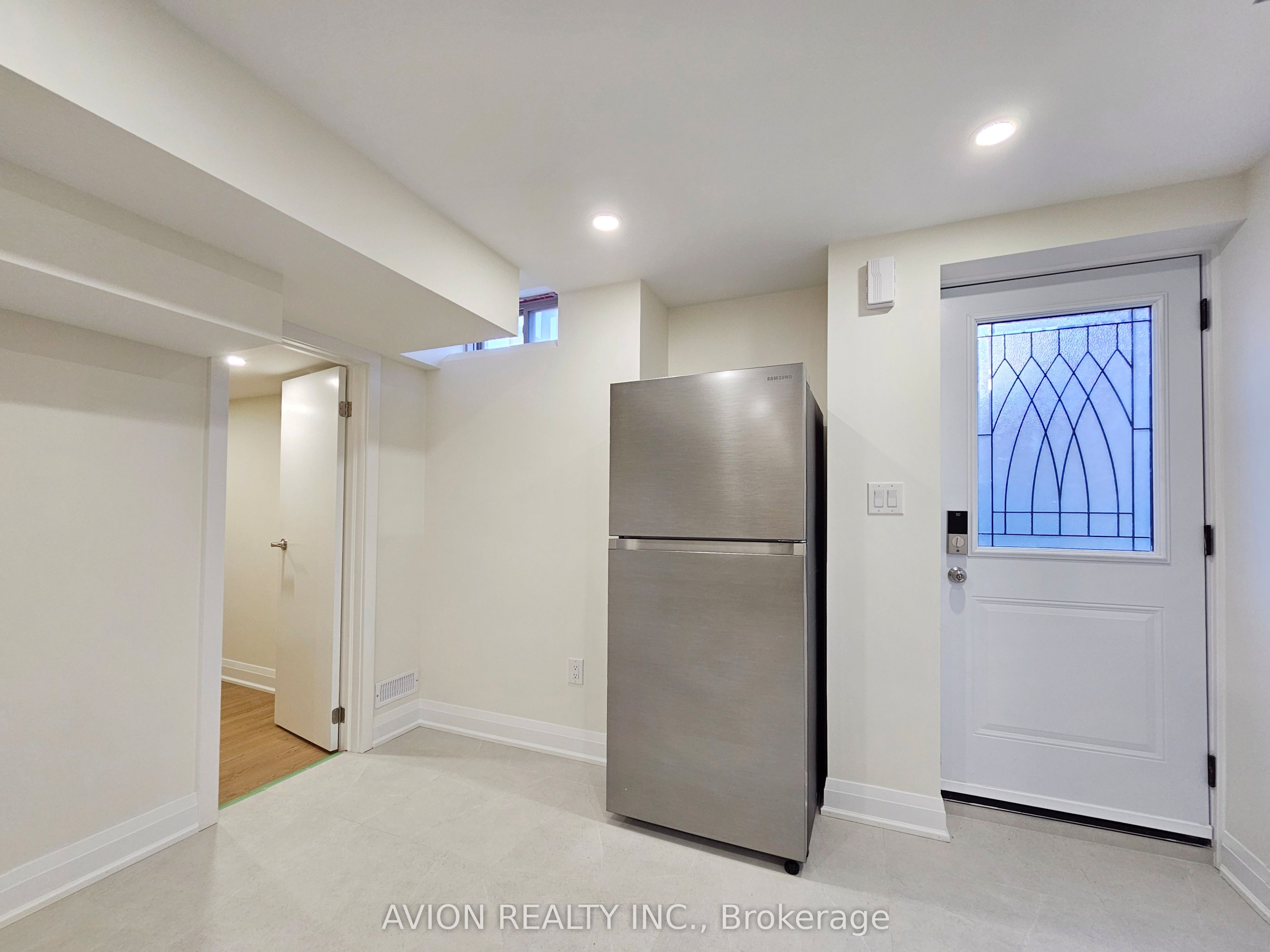 6 Plantain Lane BSMT, Richmond Hill, ON L4E 1B9 photo 5