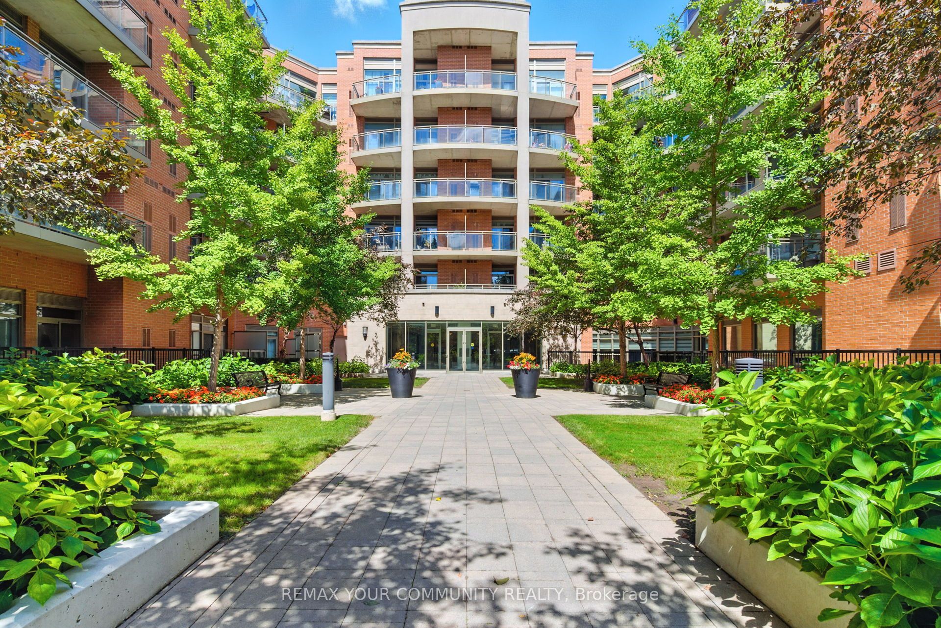 281 Woodbridge Avenue 438, Vaughan, ON L4L 0C6 photo 3