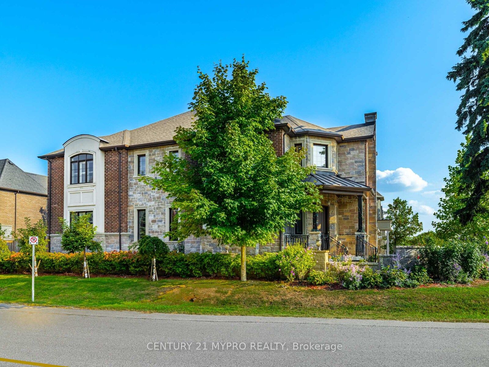 9A Anglin Drive, Richmond Hill, ON L4E 3M5 photo 4