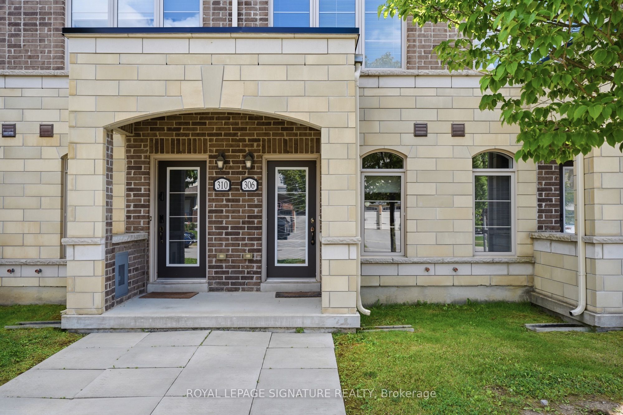 306 John Davis Gate, Whitchurch-Stouffville, ON L4A 1X1 photo 2