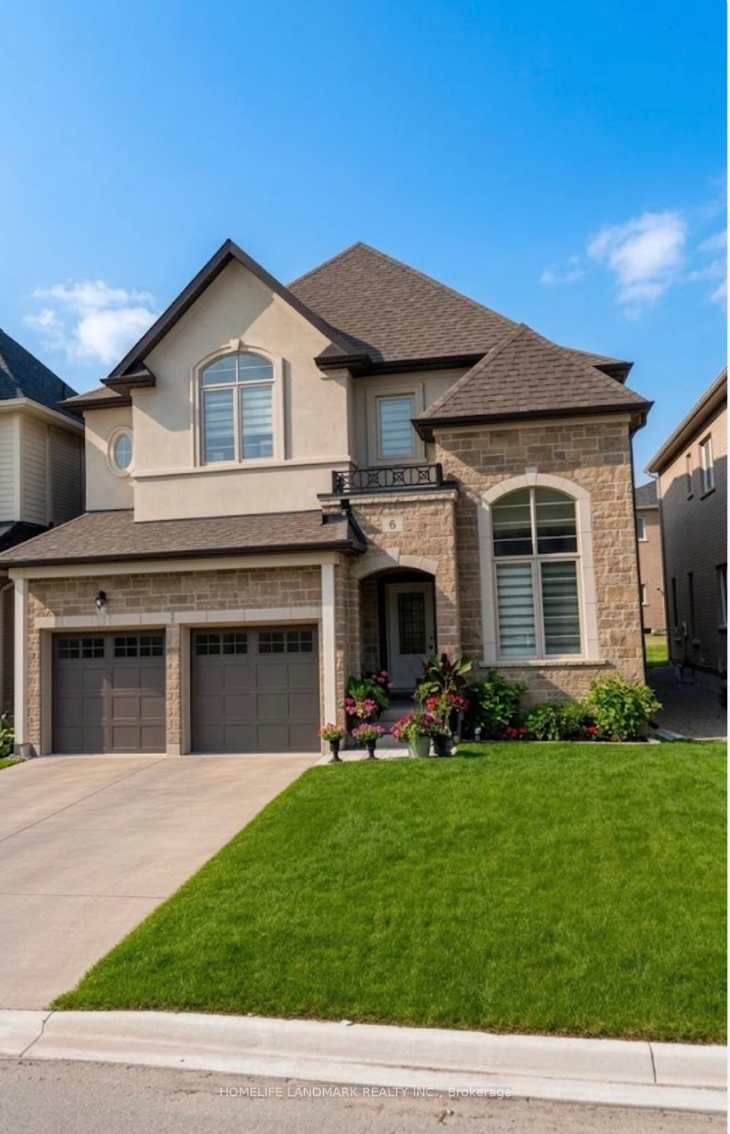 6 Kenneth Ross Bend, East Gwillimbury, ON L9N 0T7