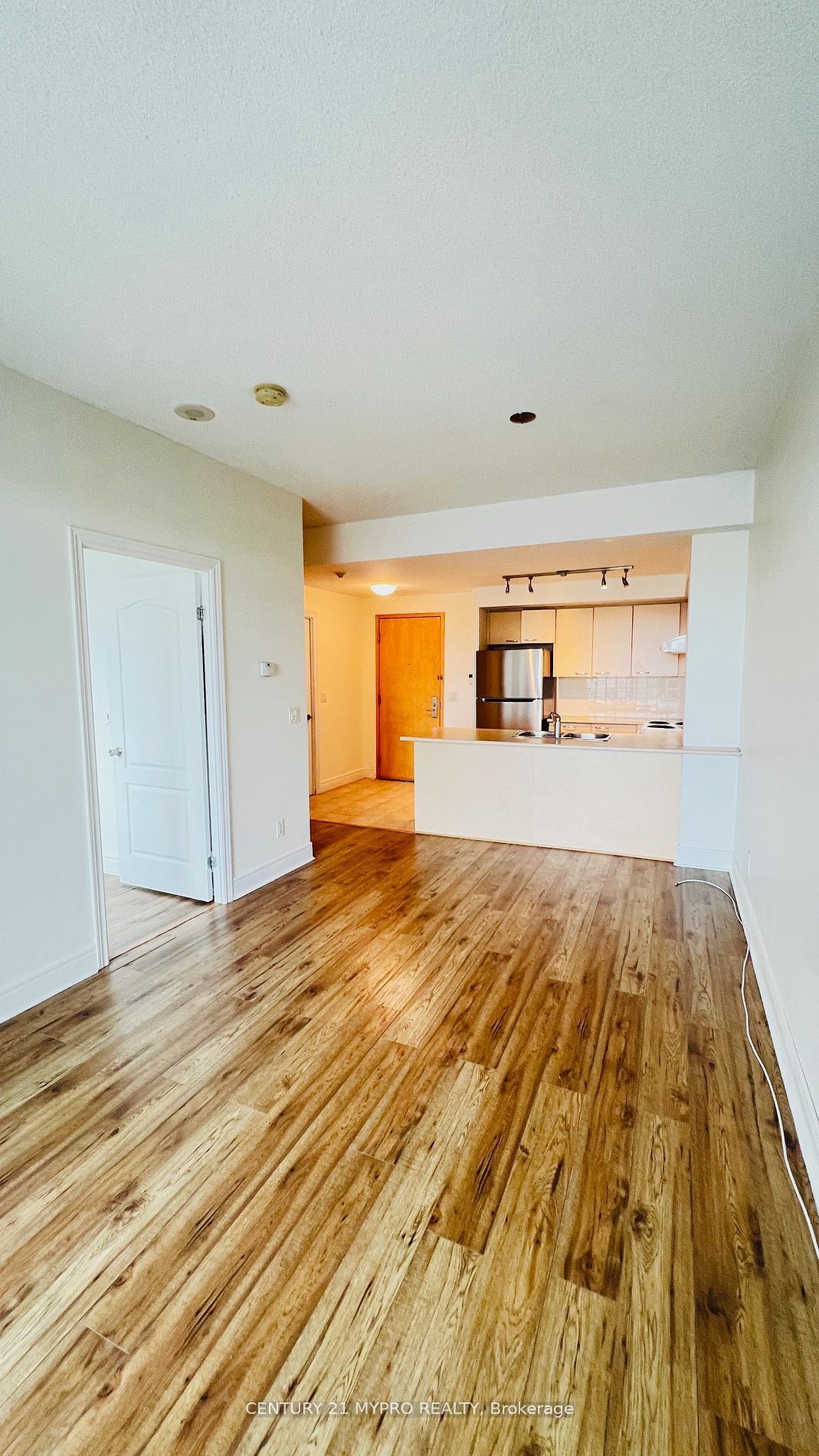 48 Suncrest Boulevard 1022, Markham, ON L3T 7Y5 photo 3