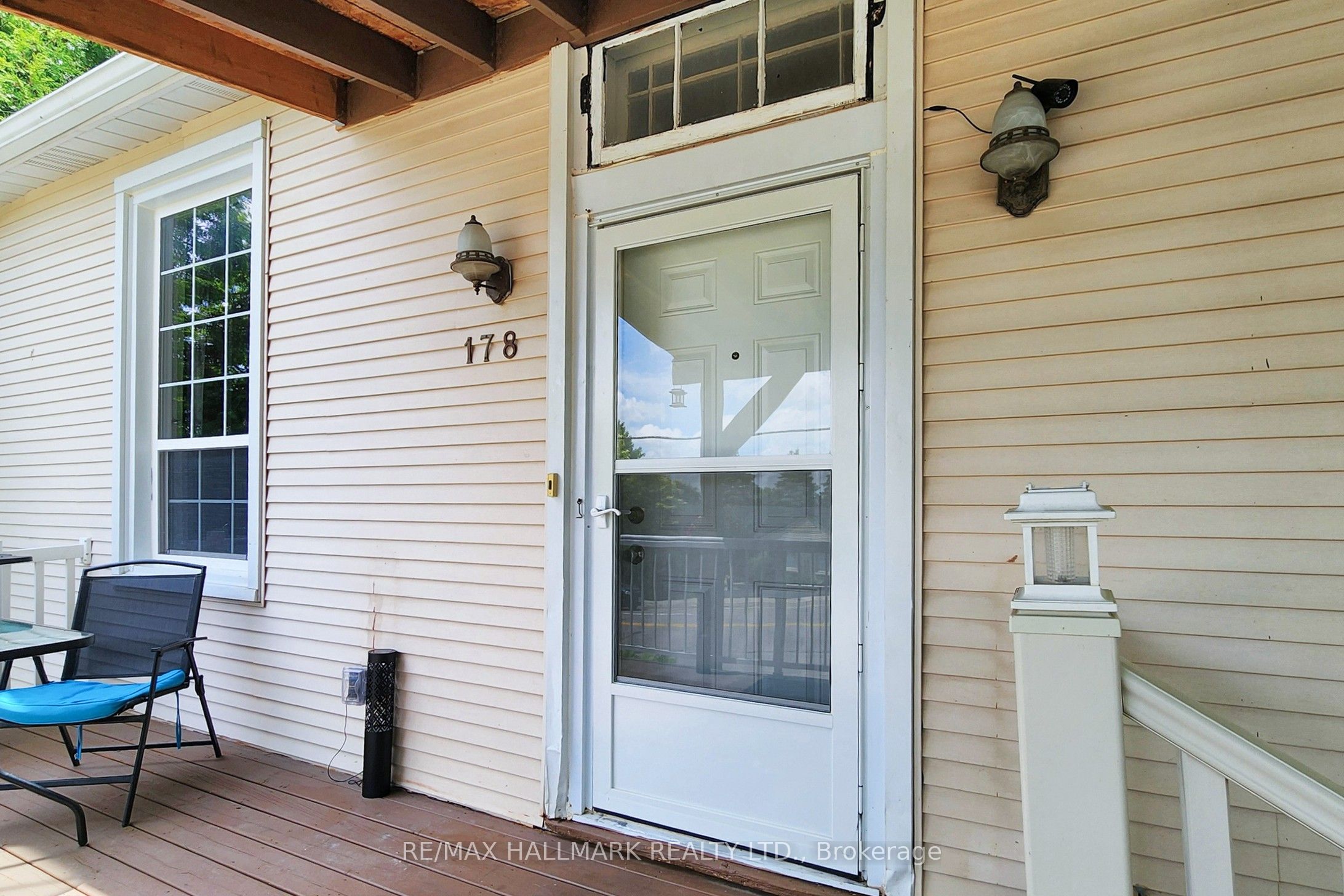 178 Barrie Street, Bradford West Gwillimbury, ON L3Z 1R6 photo 5