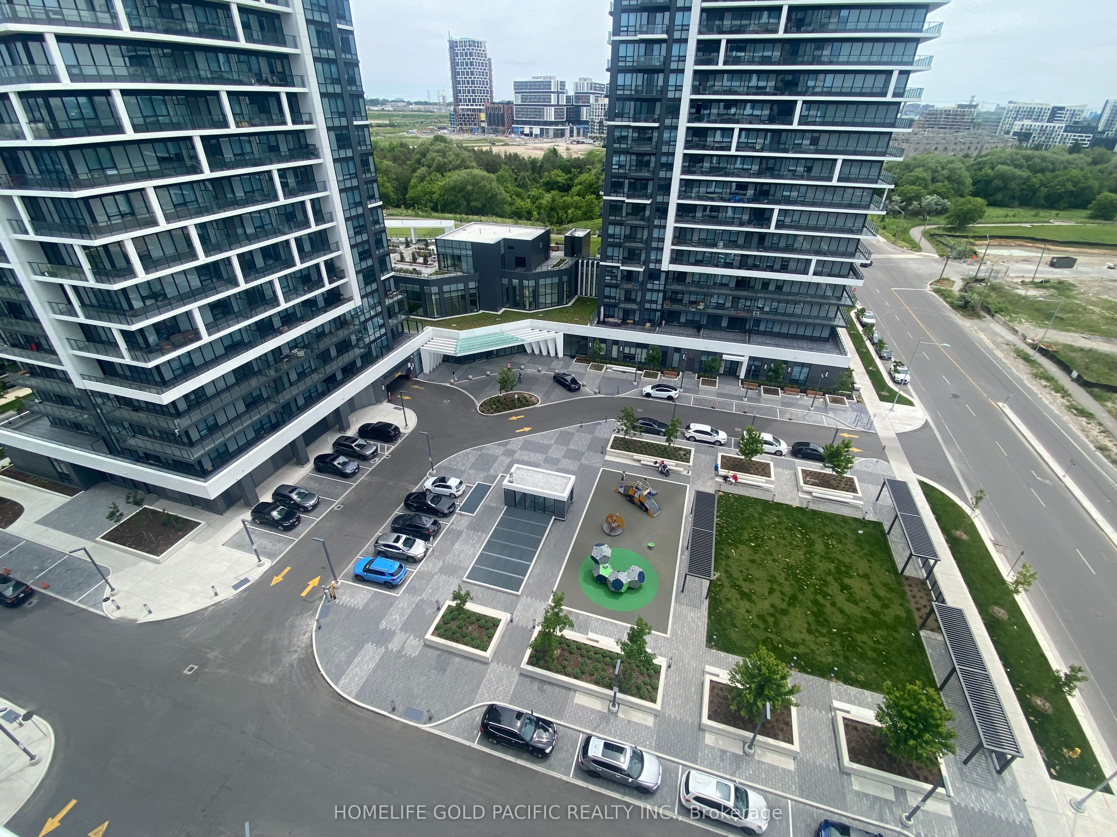 38 Water Walk Drive 1202, Markham, ON L3R 6M8 photo 2