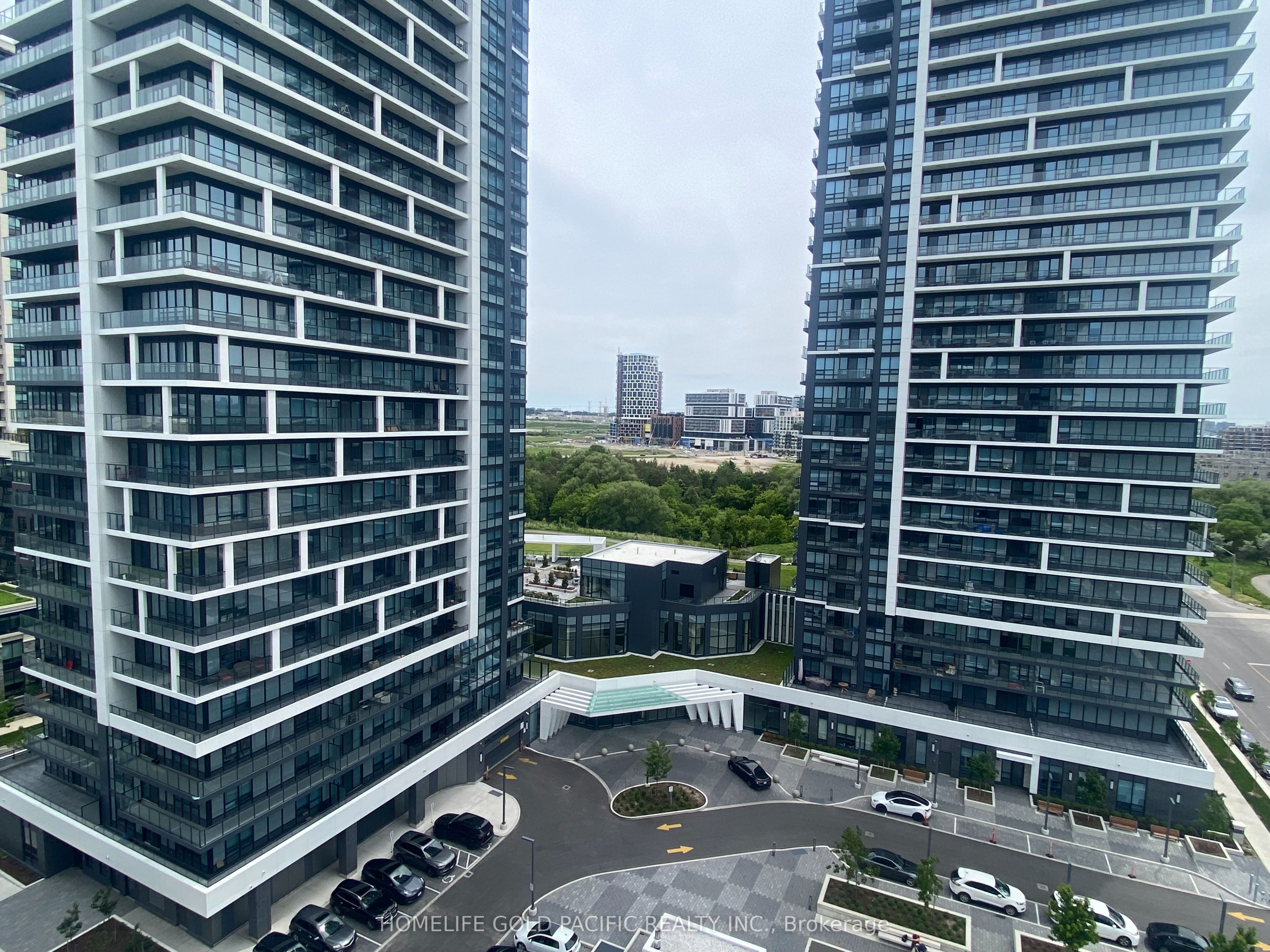 38 Water Walk Drive 1202, Markham, ON L3R 6M8 photo 3
