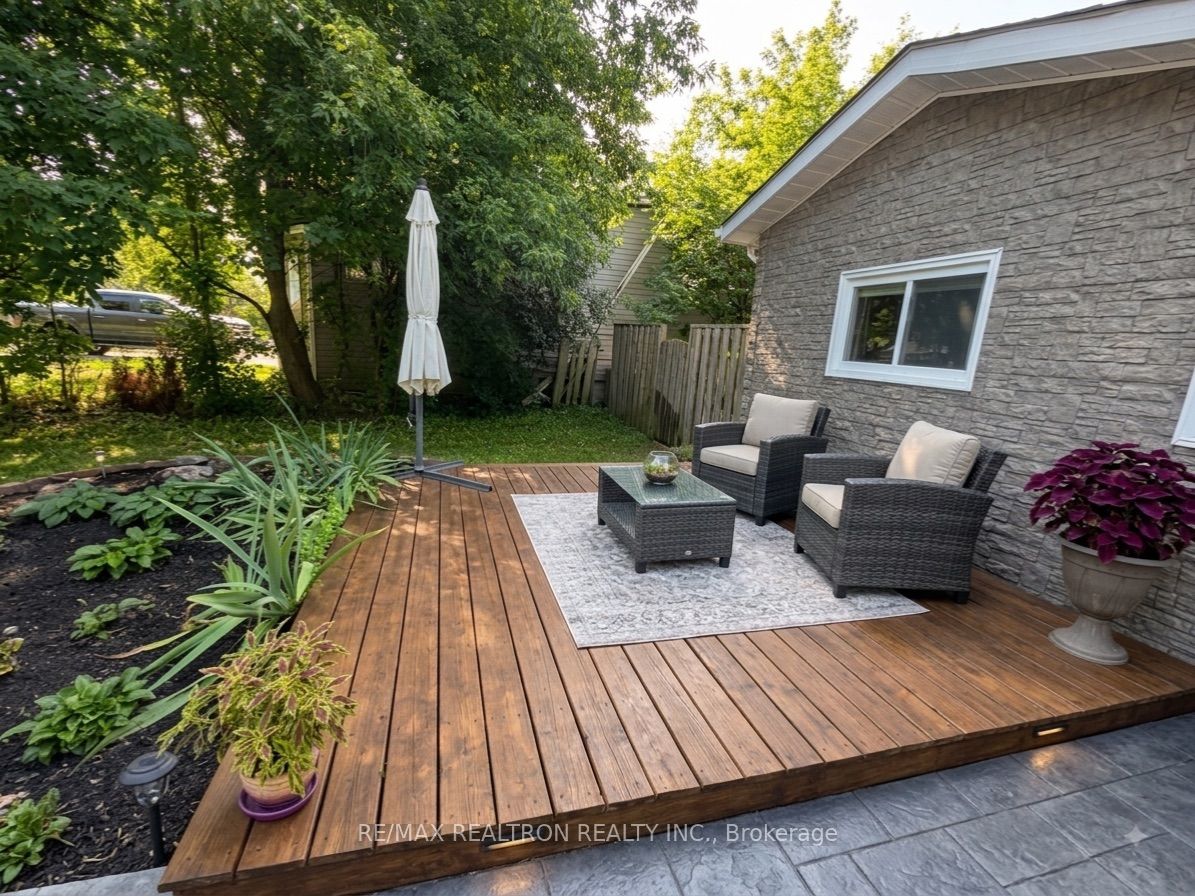 782 Churchill Lane, Georgina, ON L0E 1S0 photo 2