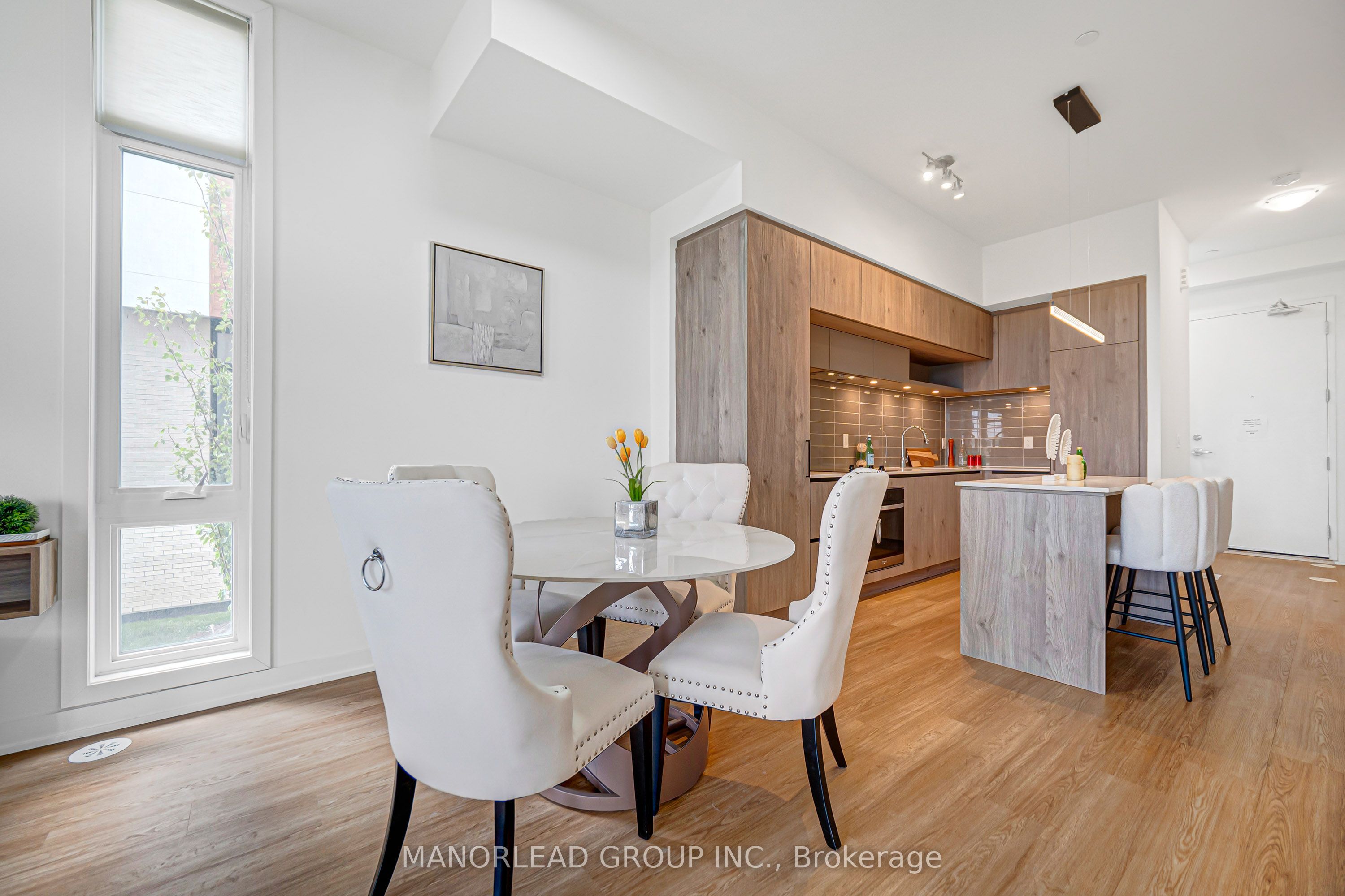 9 Steckley House Lane 501, Richmond Hill, ON L4S 0N1 photo 4