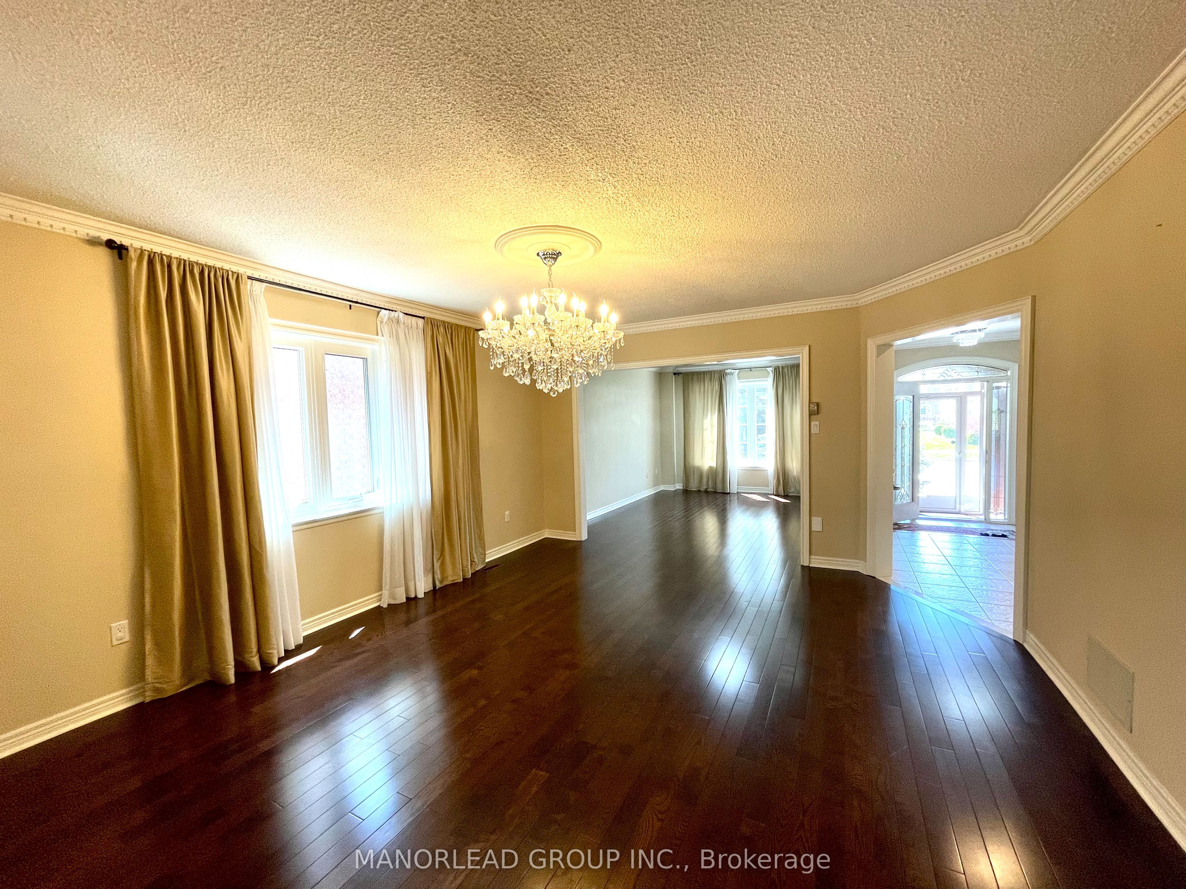 16 Headford Avenue, Richmond Hill, ON L4B 3V7 photo 5
