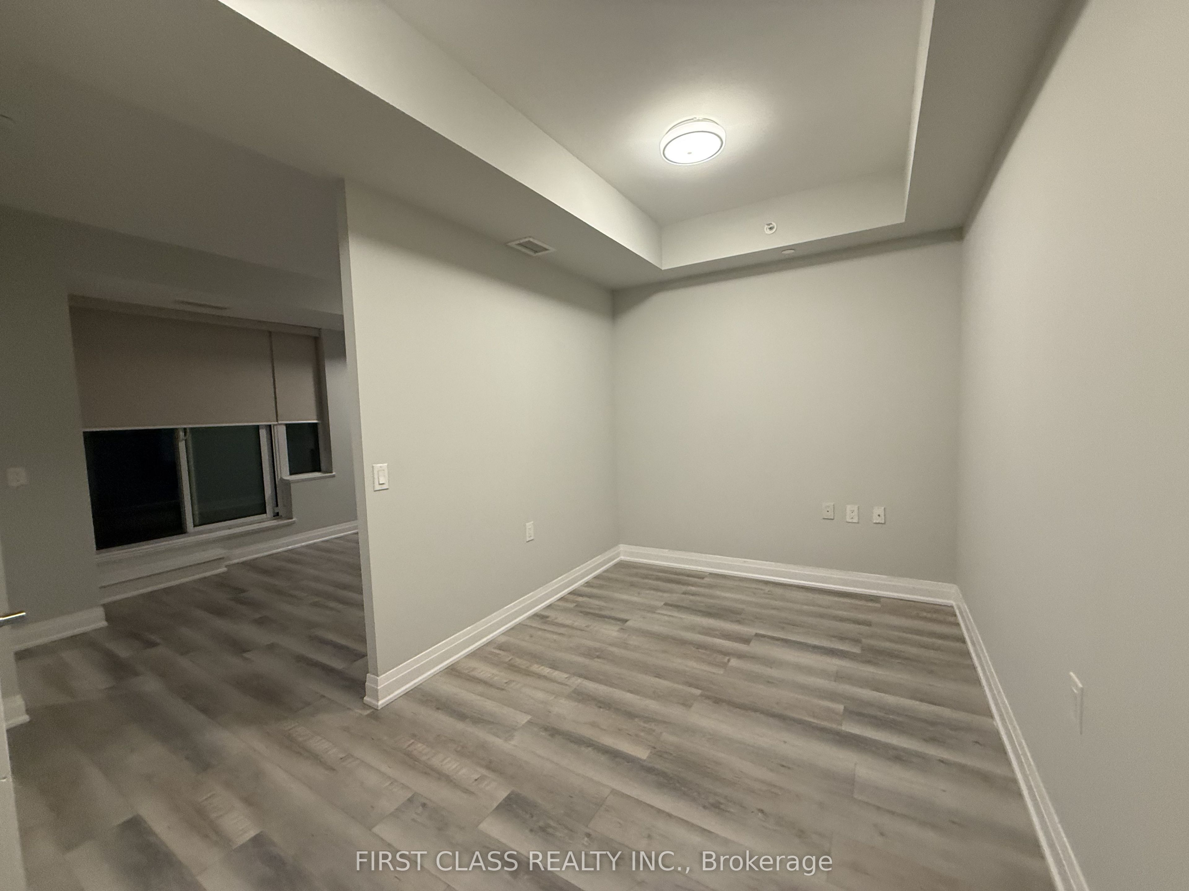 8323 Kennedy Road 228, Markham, ON L3R 5W7 photo 5