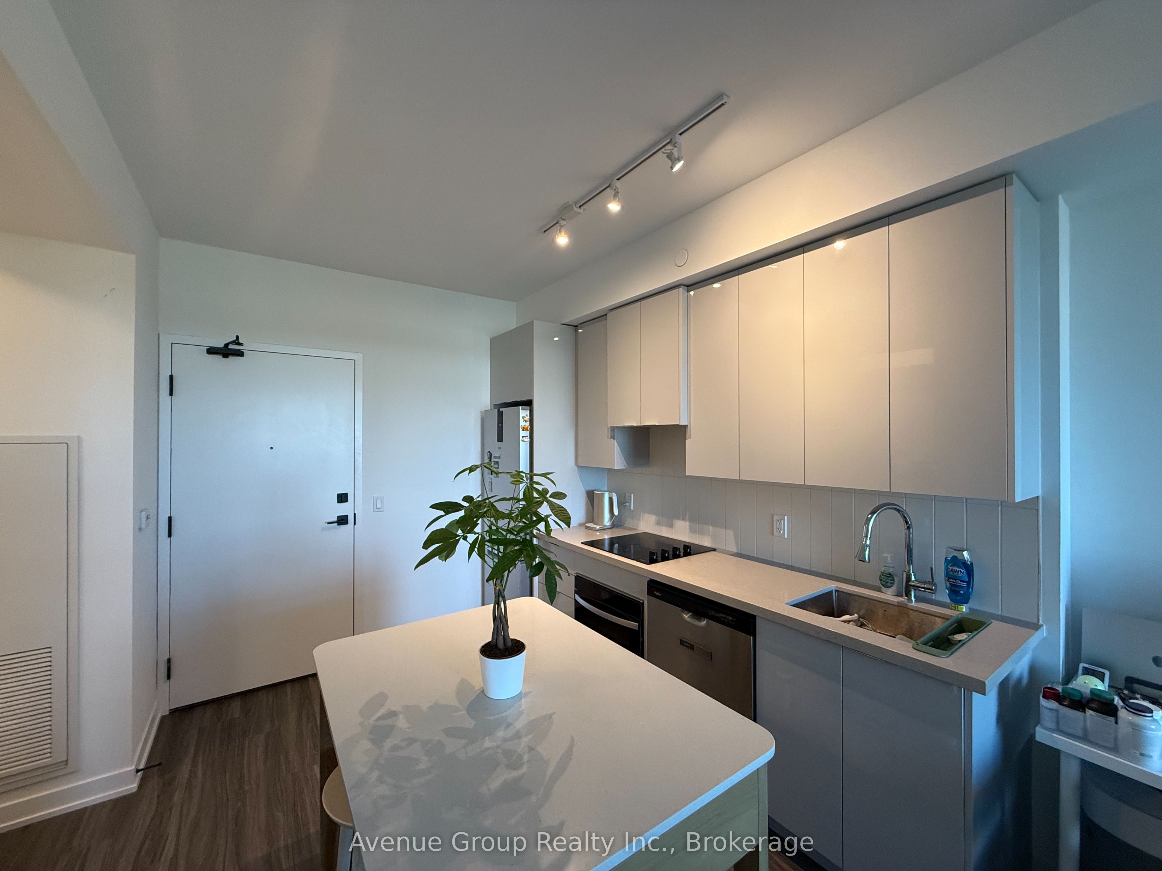 474 Caldari Road 1108, Vaughan, ON L4K 0R5 photo 3