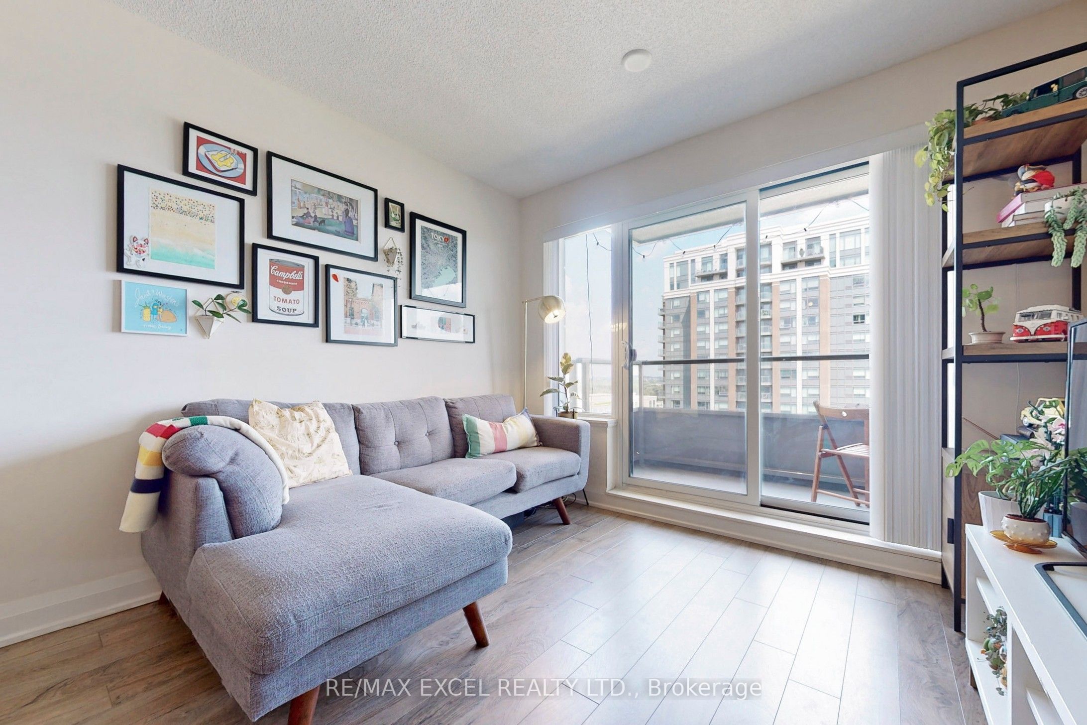 18 Uptown Drive 1603, Markham, ON L3R 5M5 photo 2