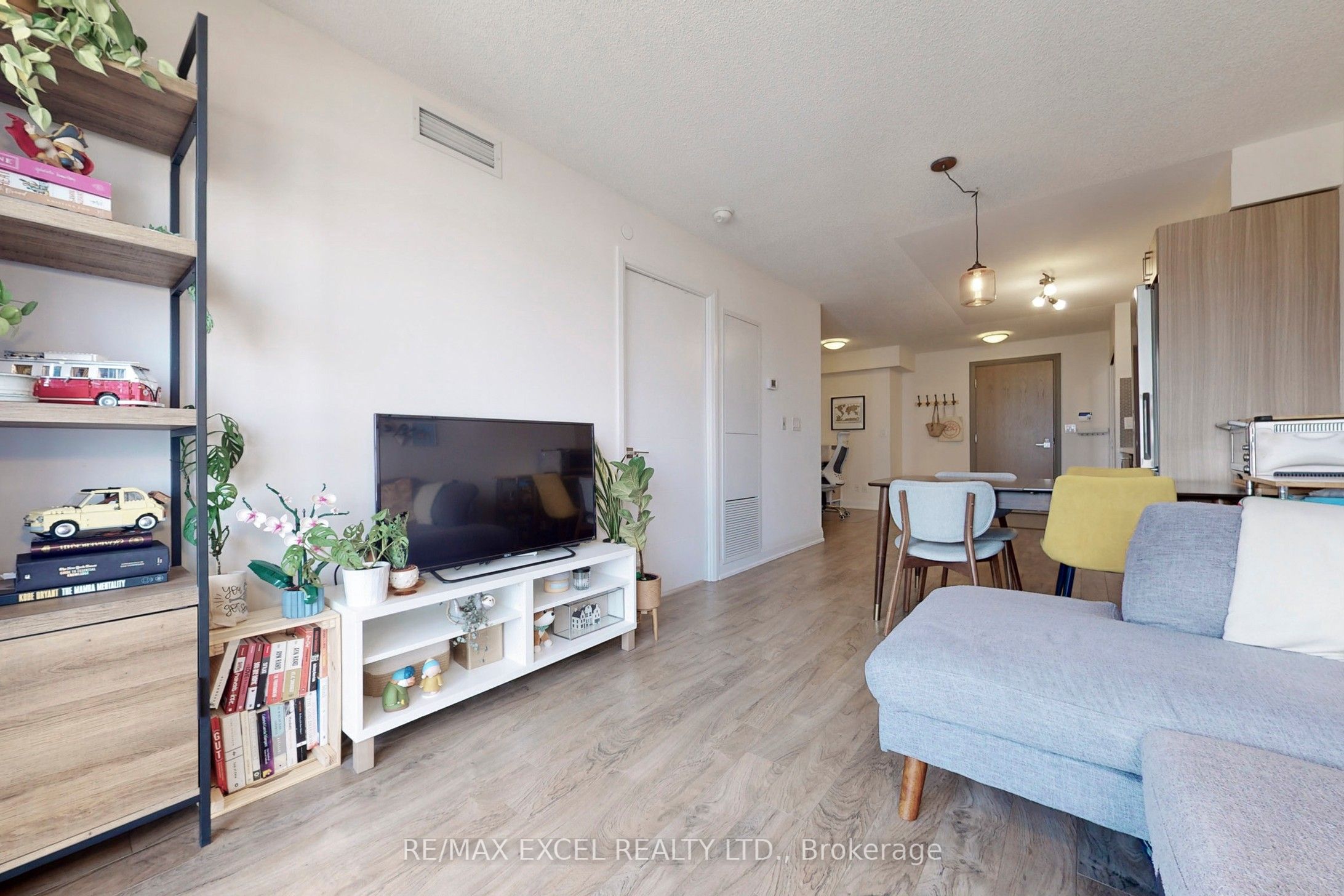 18 Uptown Drive 1603, Markham, ON L3R 5M5 photo 5