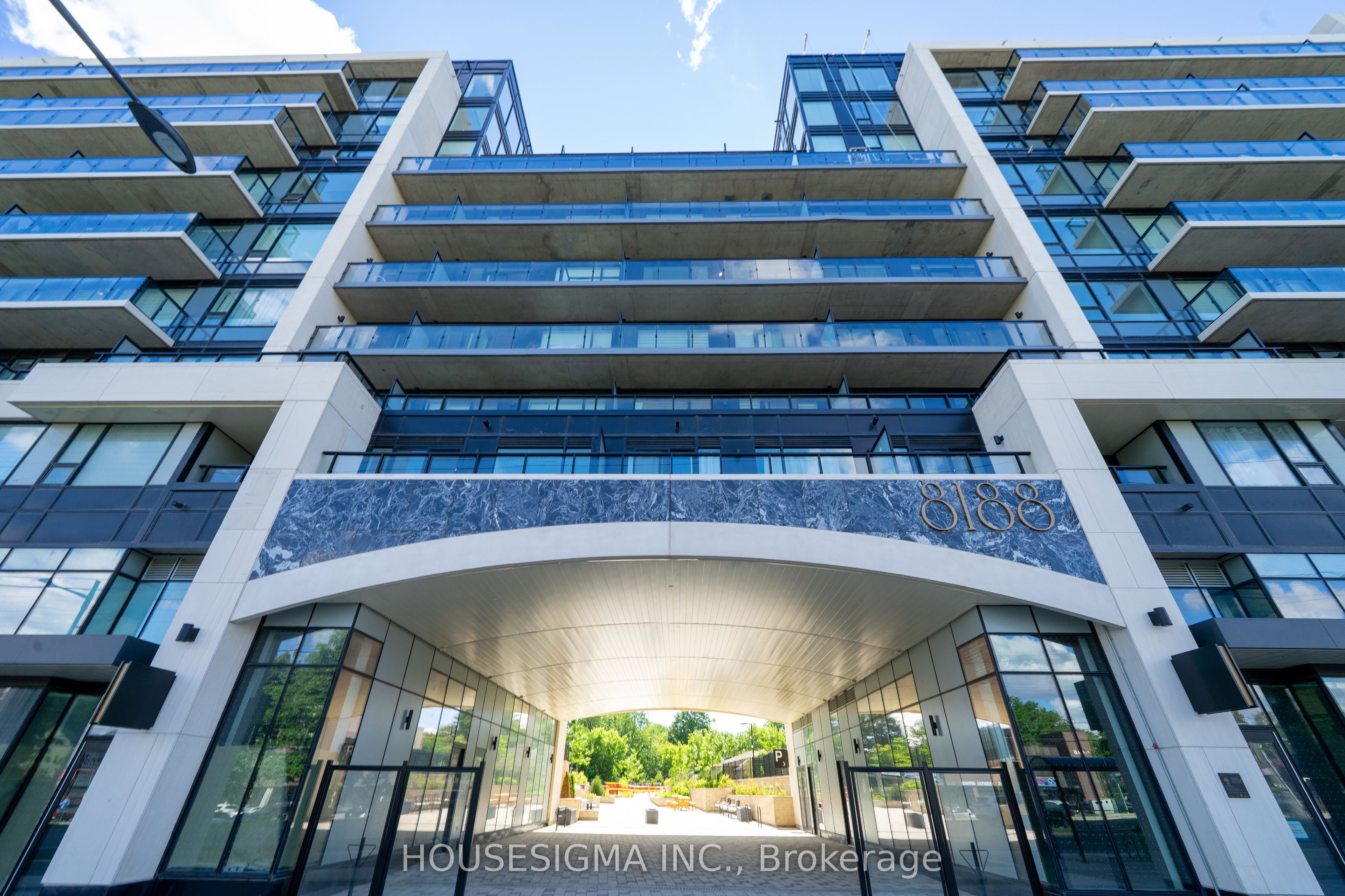 8188 Yonge Street 820, Vaughan, ON L4J 0M2 photo 2