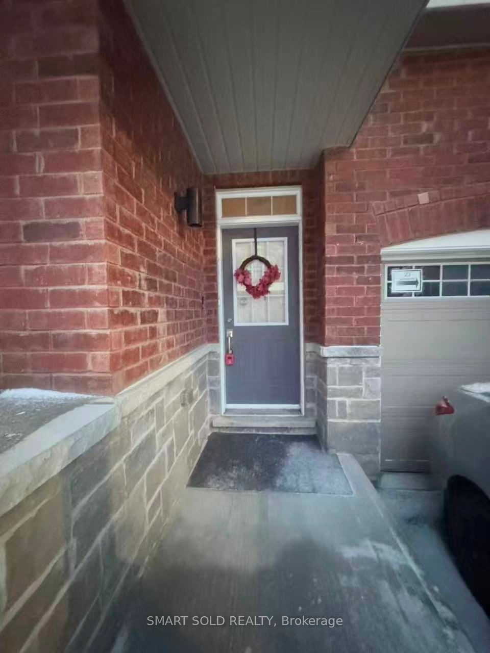 25 Avonmore Trail, Vaughan, ON L6A 4Y4 photo 2