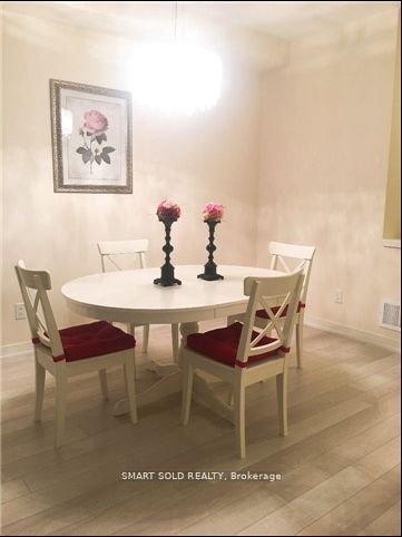 25 Avonmore Trail, Vaughan, ON L6A 4Y4 photo 4