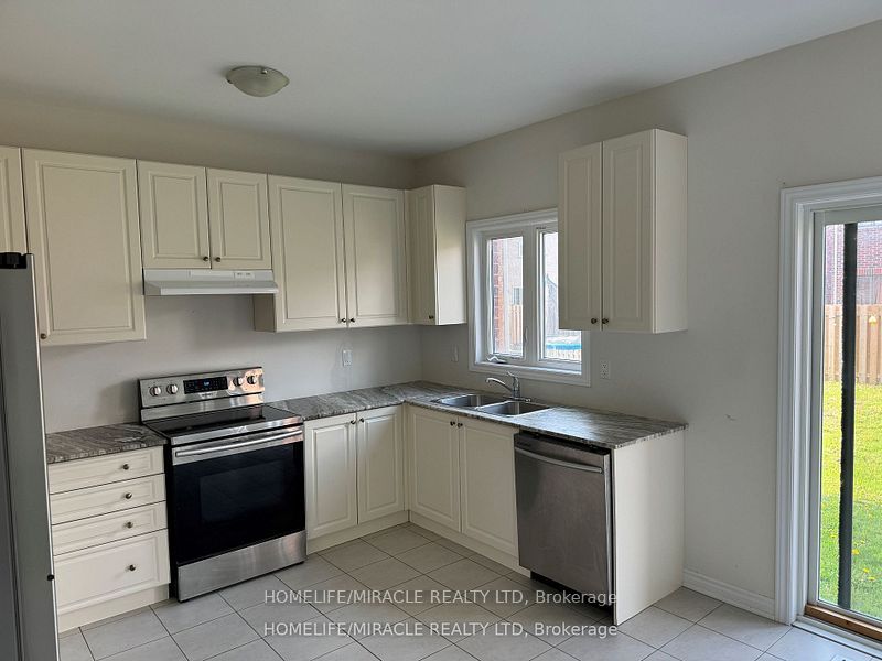 14 Foster Hewitt Street, Brock, ON L0K 1A0 photo 3