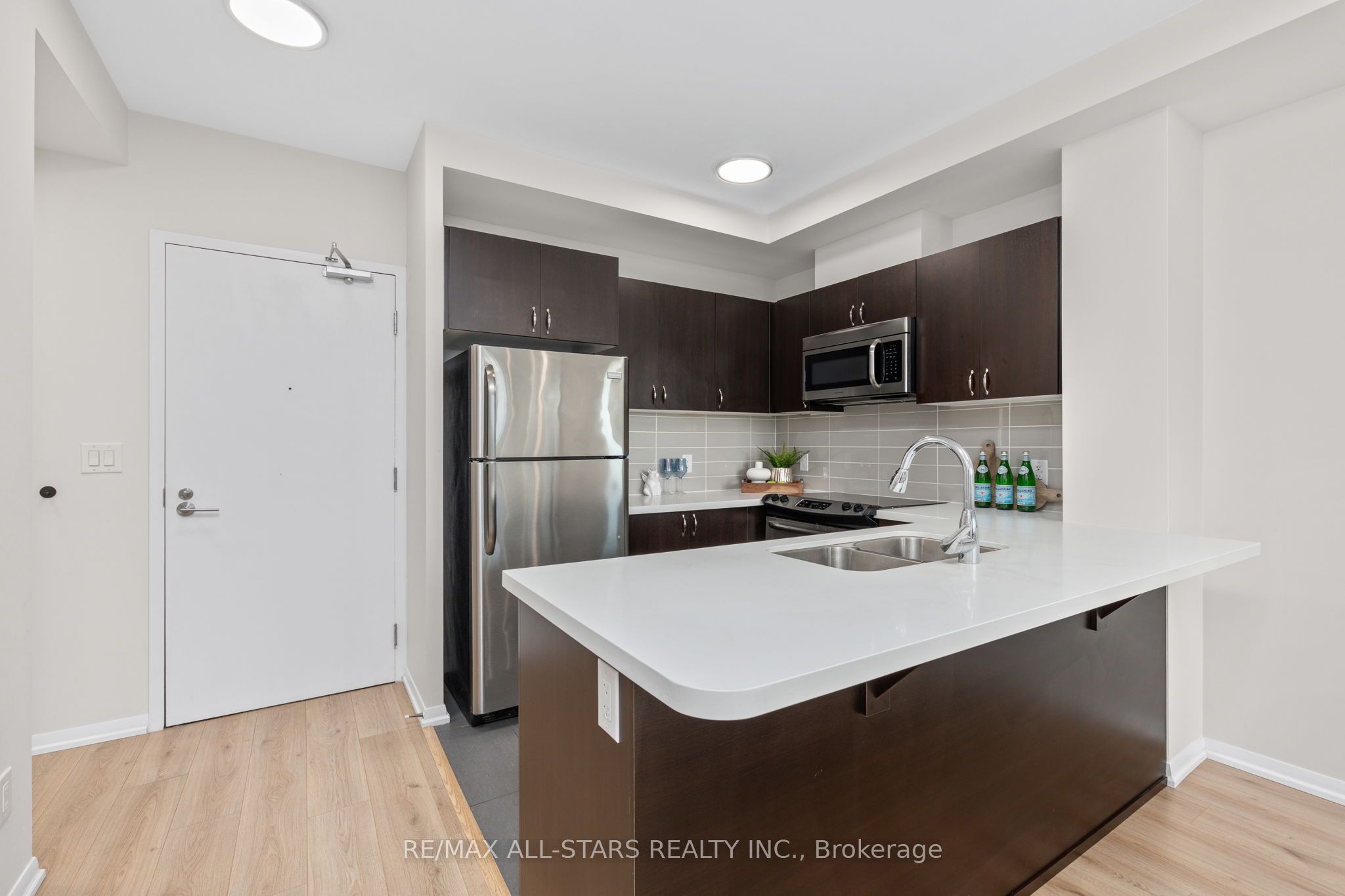 540 Bur Oak Avenue 713, Markham, ON L6C 0C4 photo 3