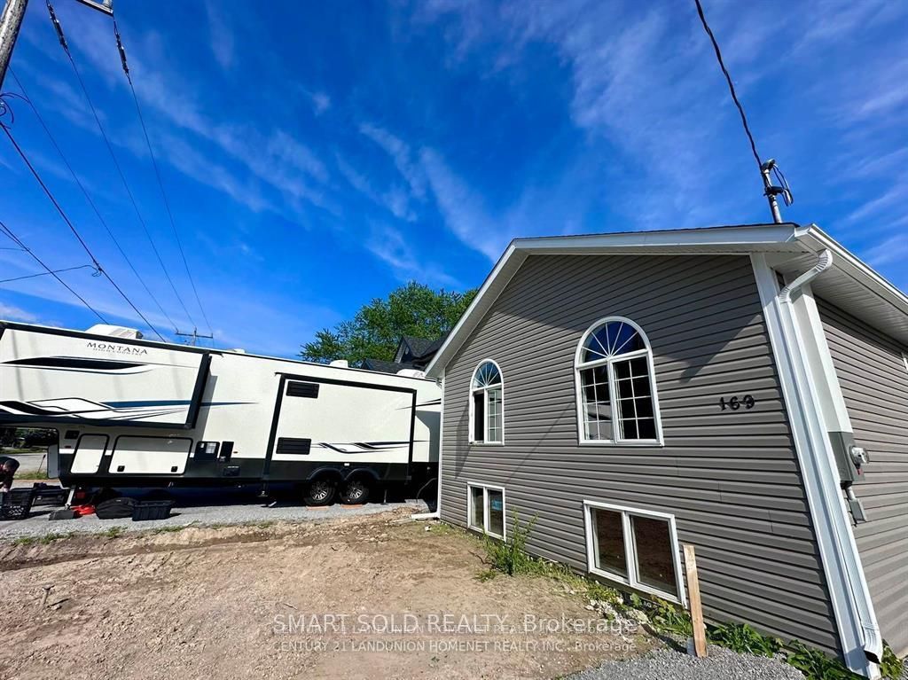 169 Garden Avenue E #Bsmnt, Georgina, ON L4P 2L2 photo 2