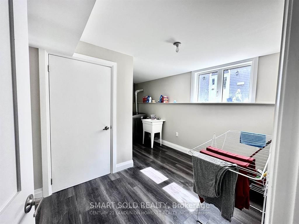 169 Garden Avenue E #Bsmnt, Georgina, ON L4P 2L2 photo 3