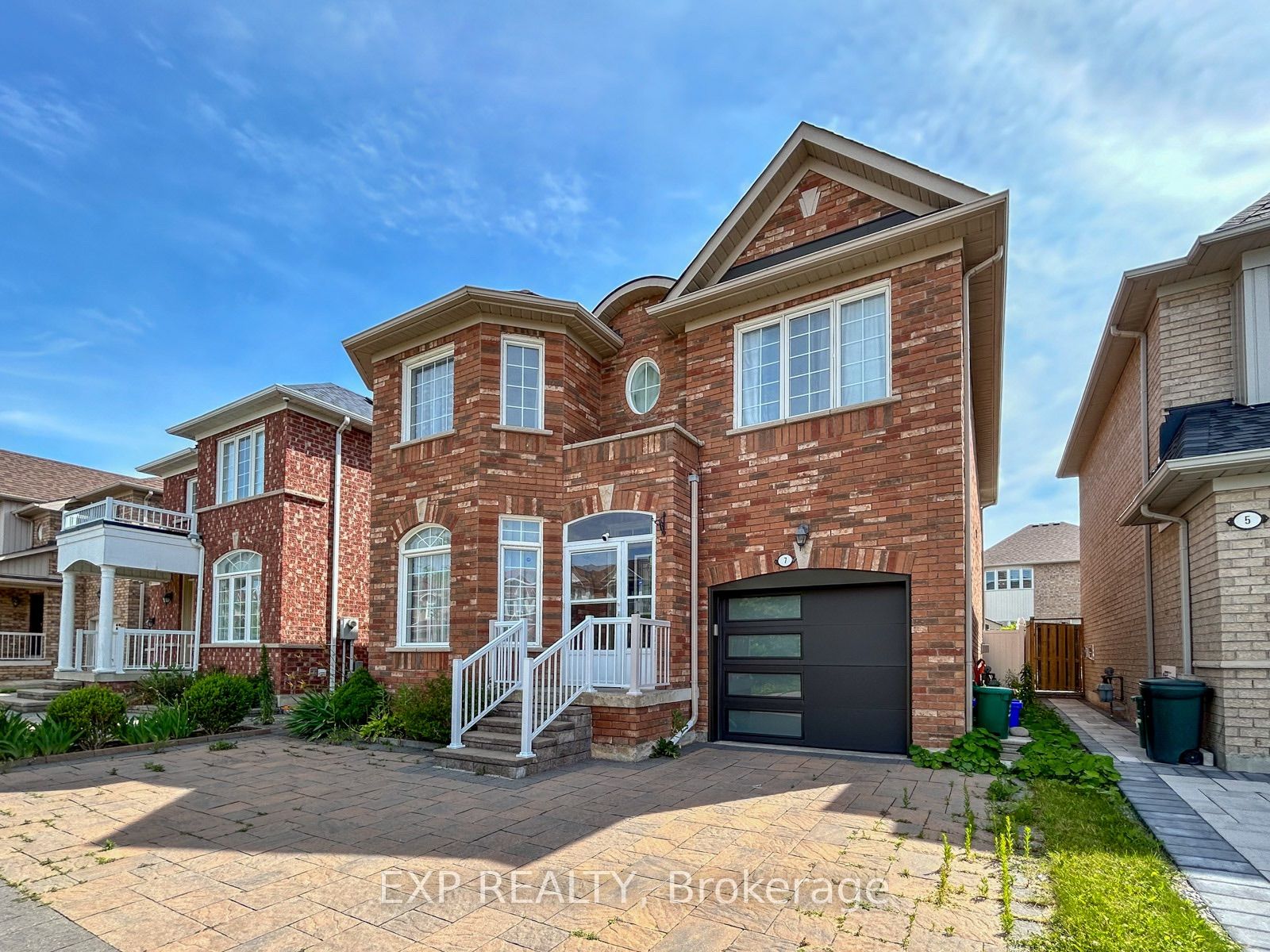 7 Davidoff Street, Markham, ON L6E 1R2