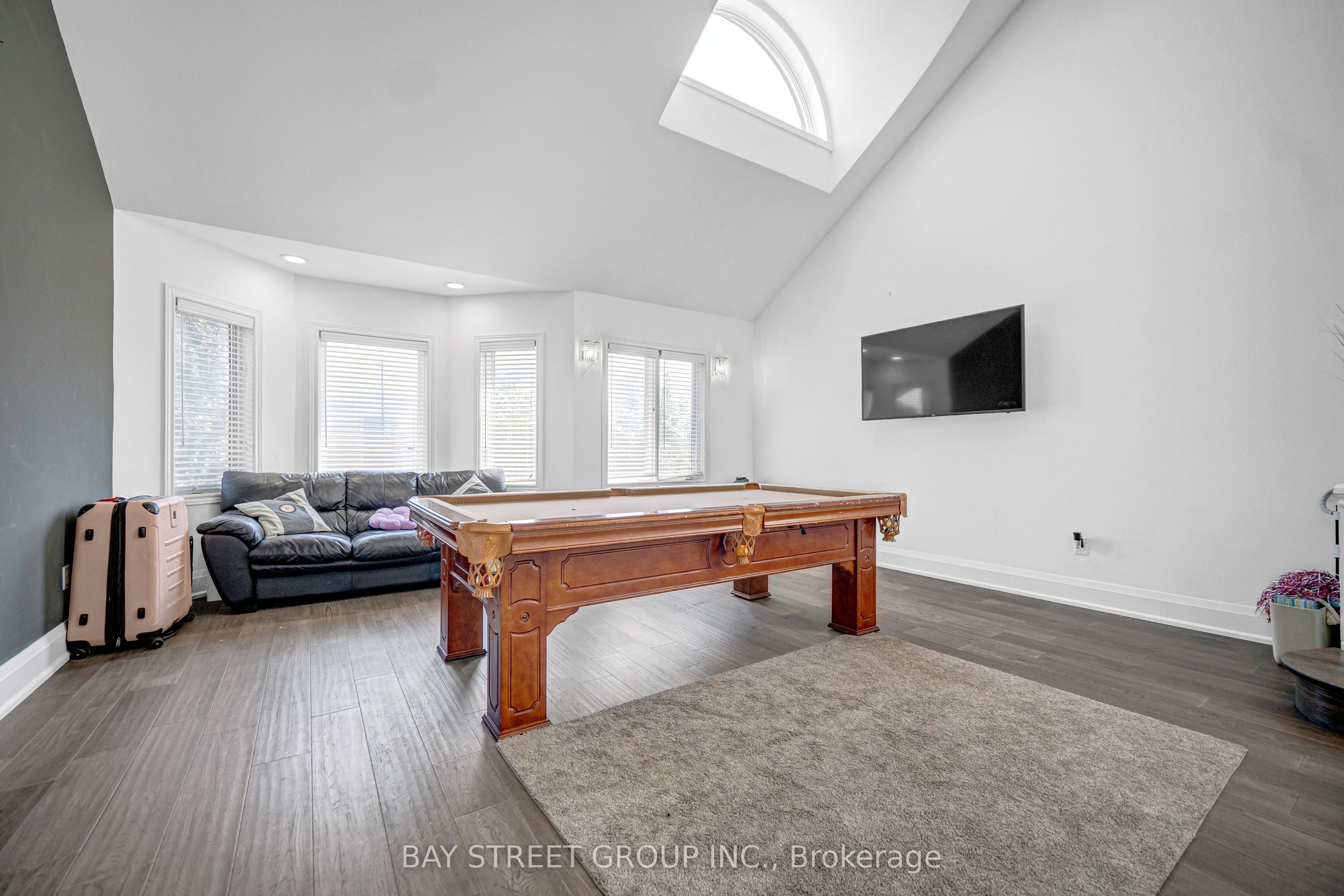 231 Shaftsbury Avenue N, Richmond Hill, ON L4C 0E8 photo 4