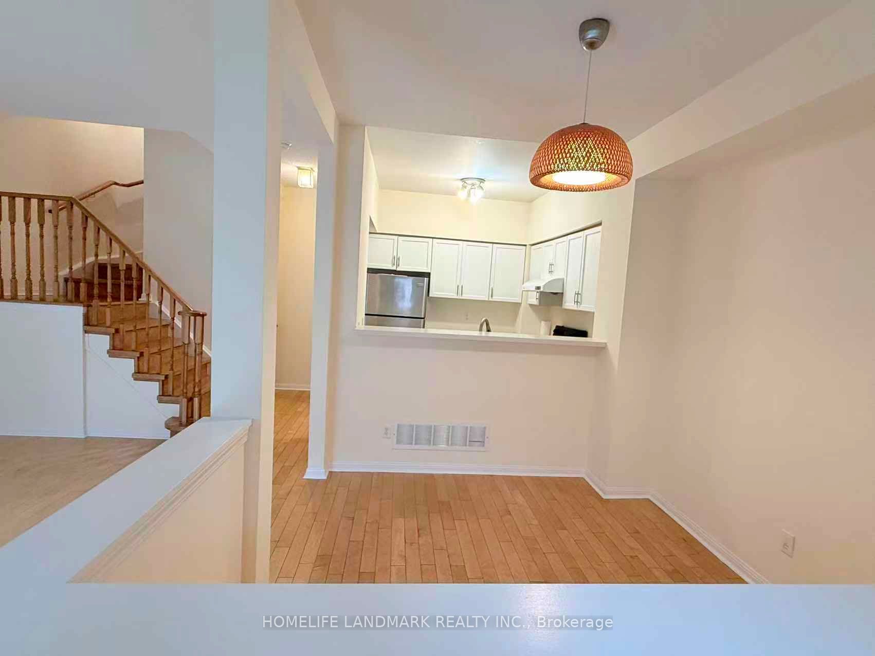 8 Cox Boulevard 20, Markham, ON L3R 4G1 photo 4