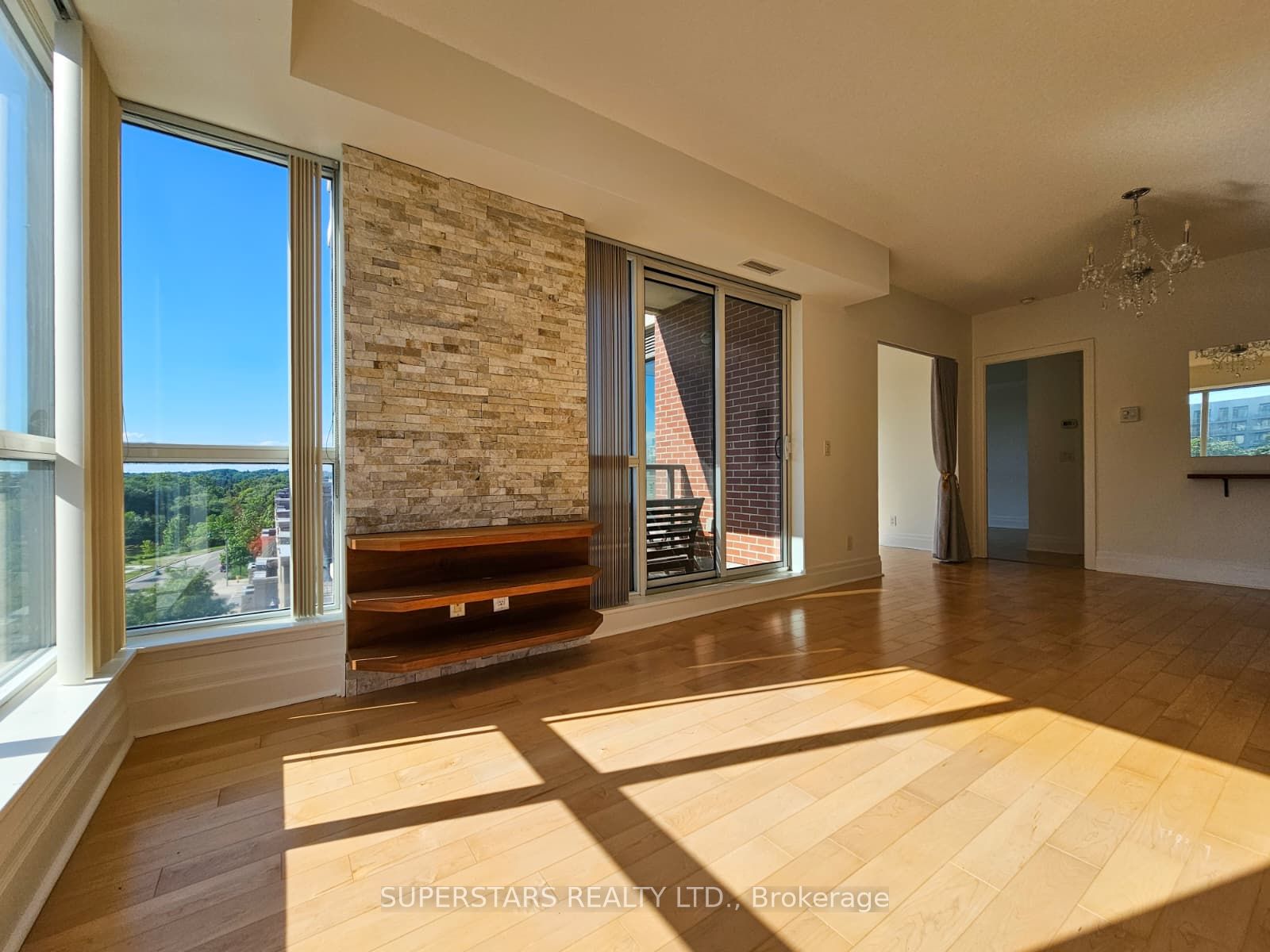 1 Upper Duke Crescent 509, Markham, ON L6G 0B6 photo 5