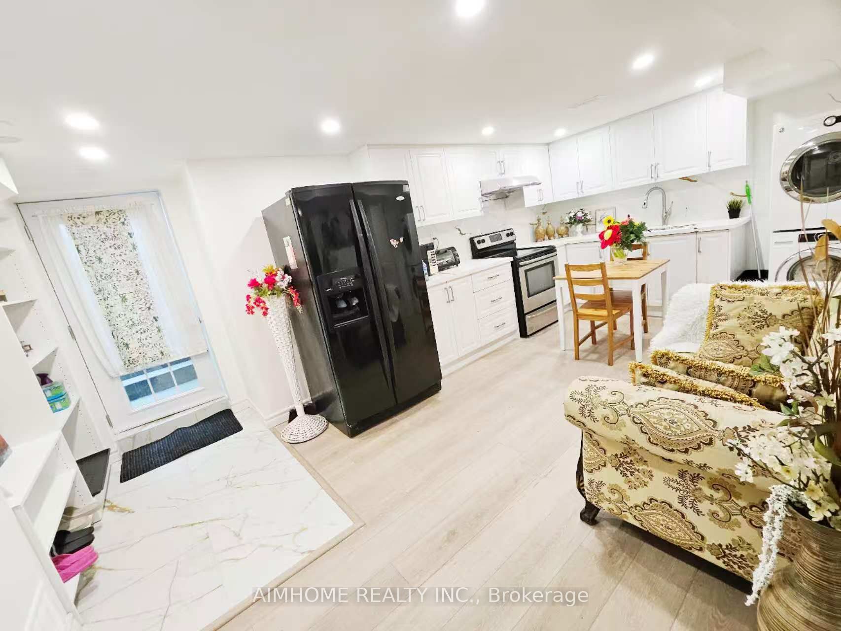 28 Castle Harbour Lane W Basement Apartment, Markham, ON L3T 3A2 photo 4